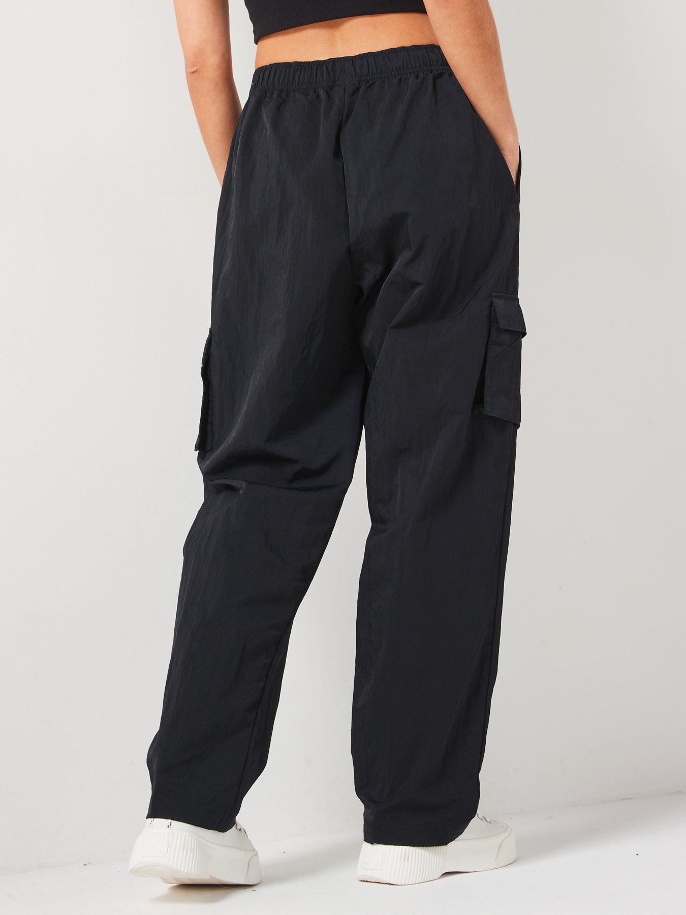 nike-womens-high-rise-woven-cargo-pants--blackstillFront