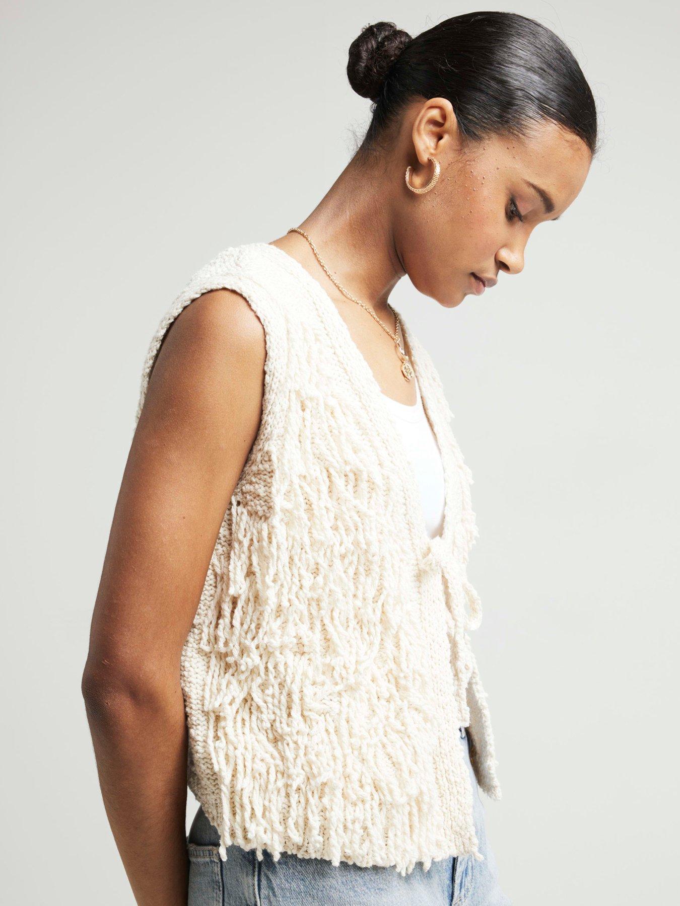 river-island-fringe-detail-gilet-creamback