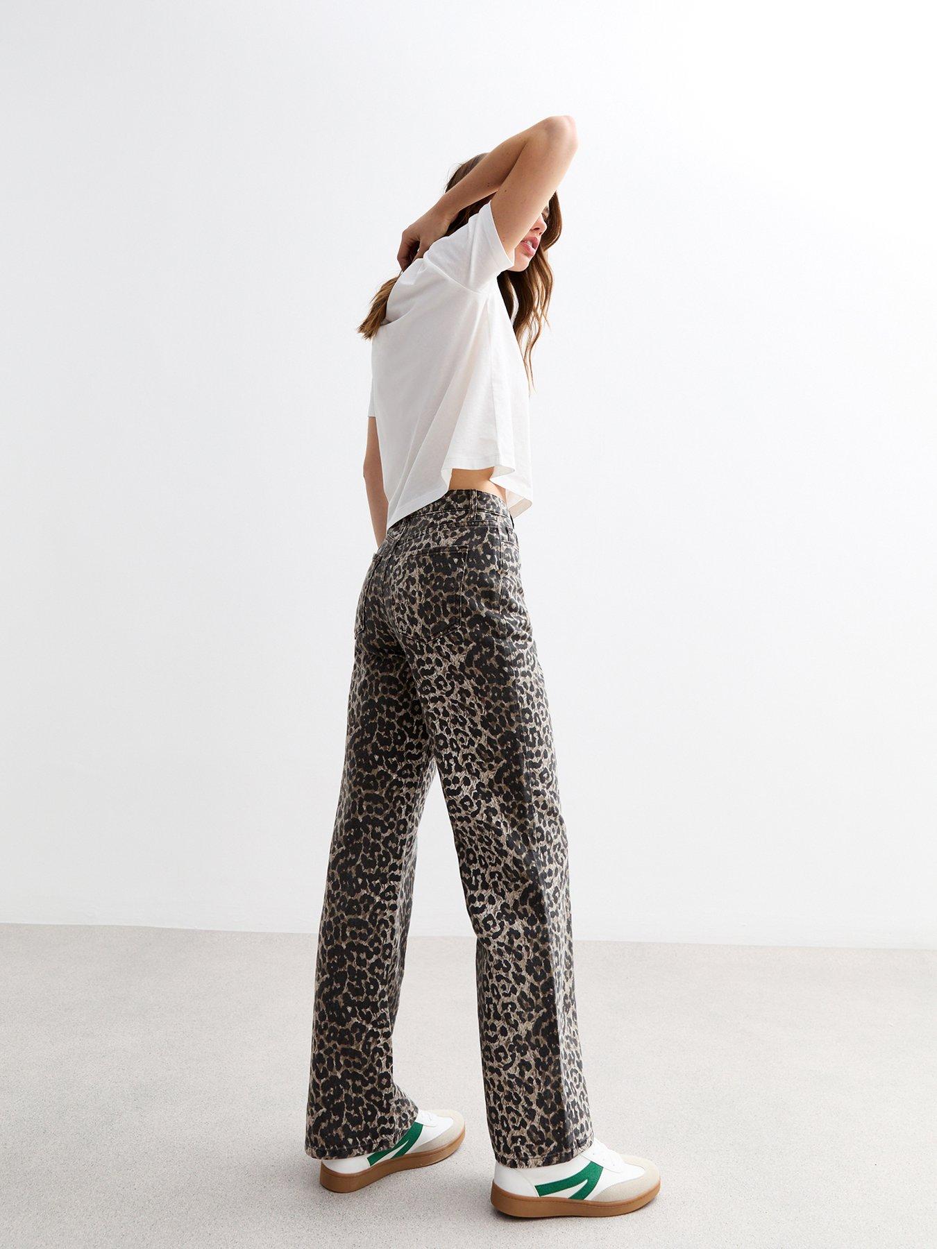 new-look-leopard-print-wide-leg-trousersstillFront