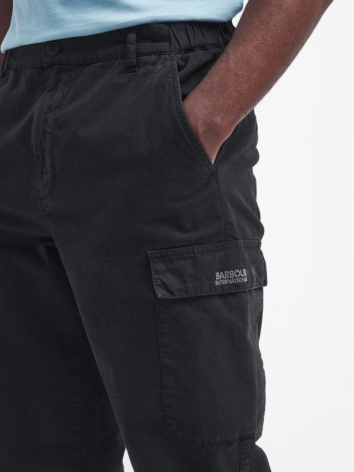 barbour-international-ripstop-cargo-trousers-blackoutfit