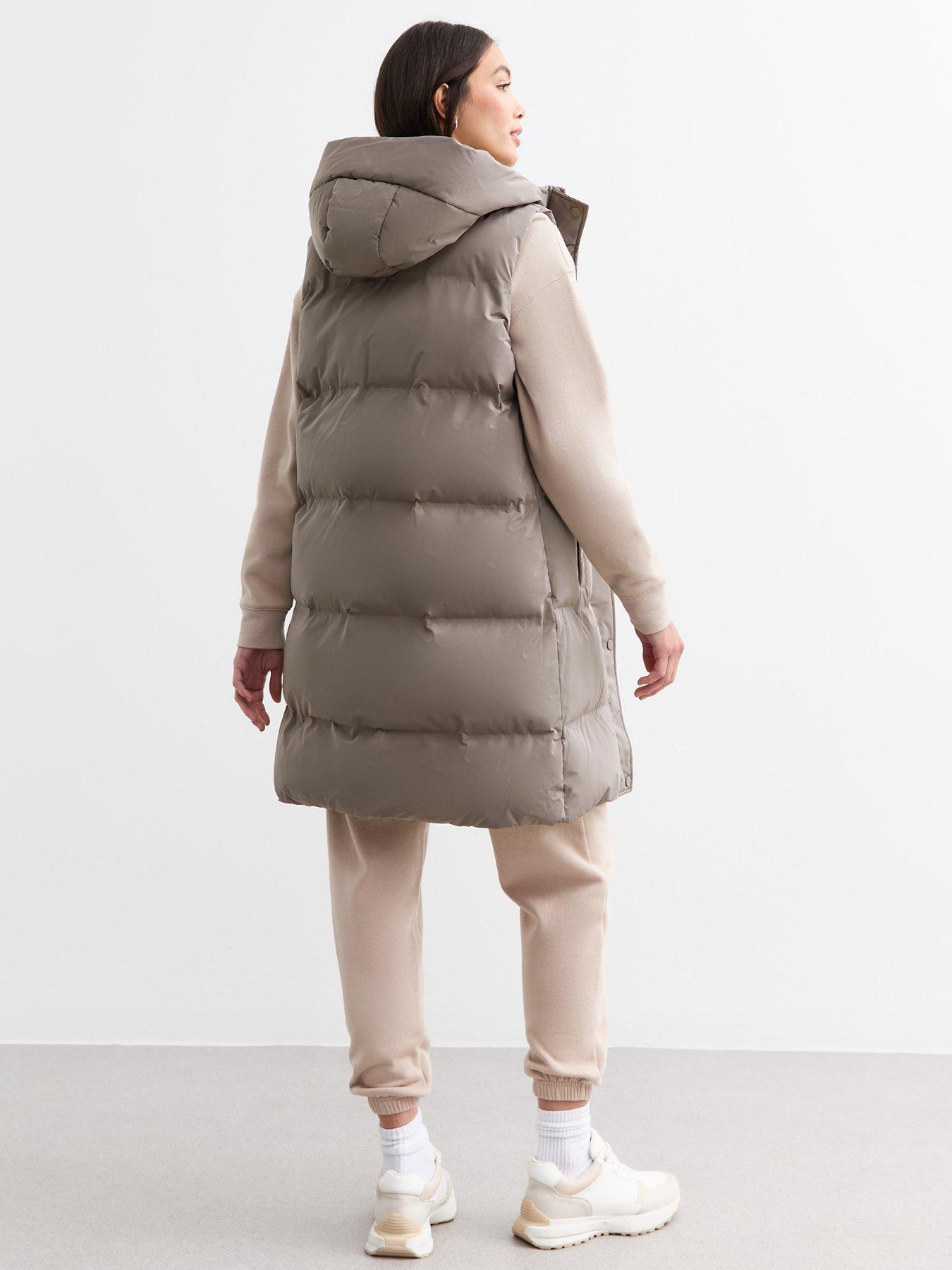 new-look-mink-hooded-puffer-giletstillFront