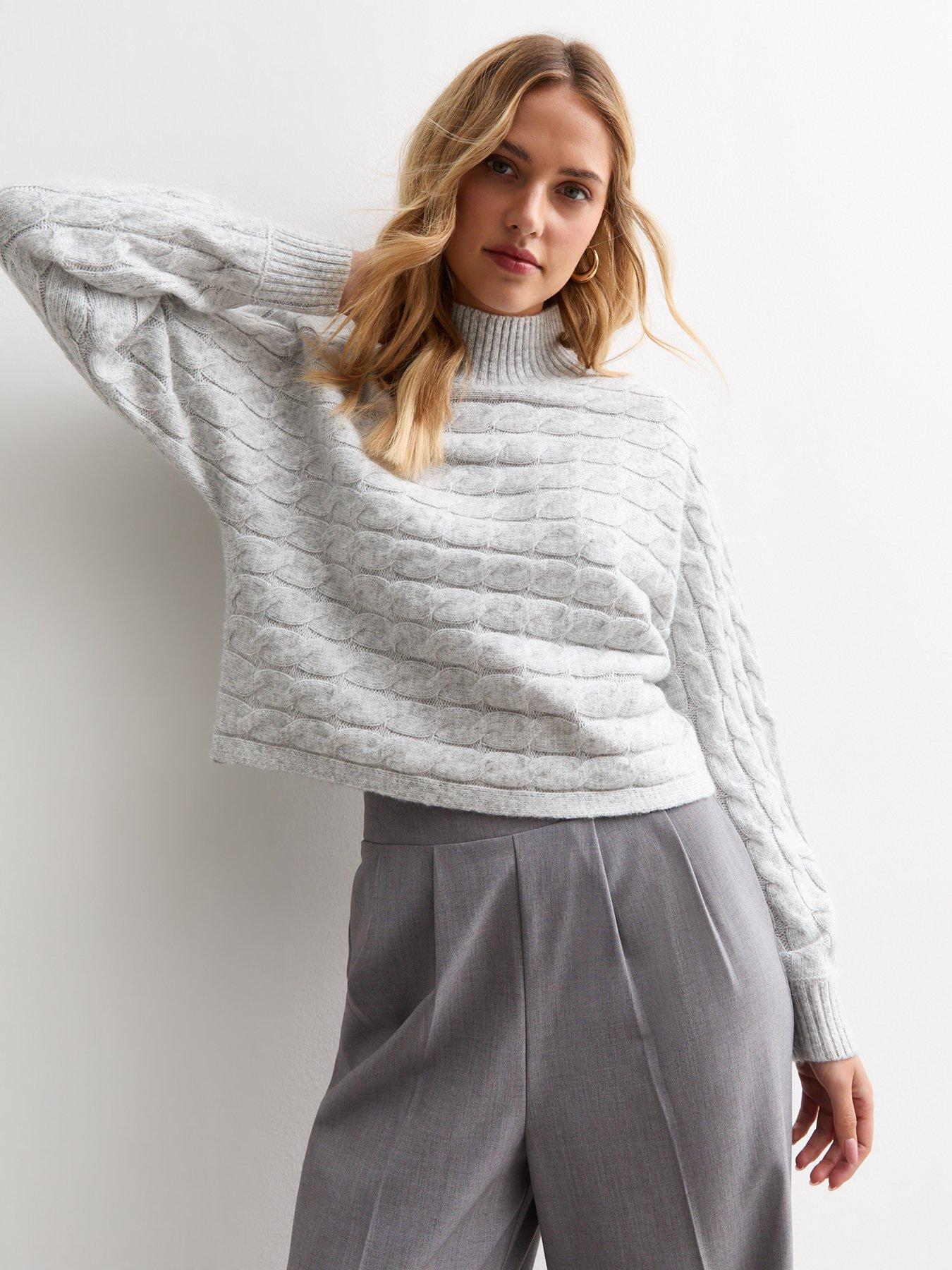 new-look-cable-knit-cropped-jumper-light-grey