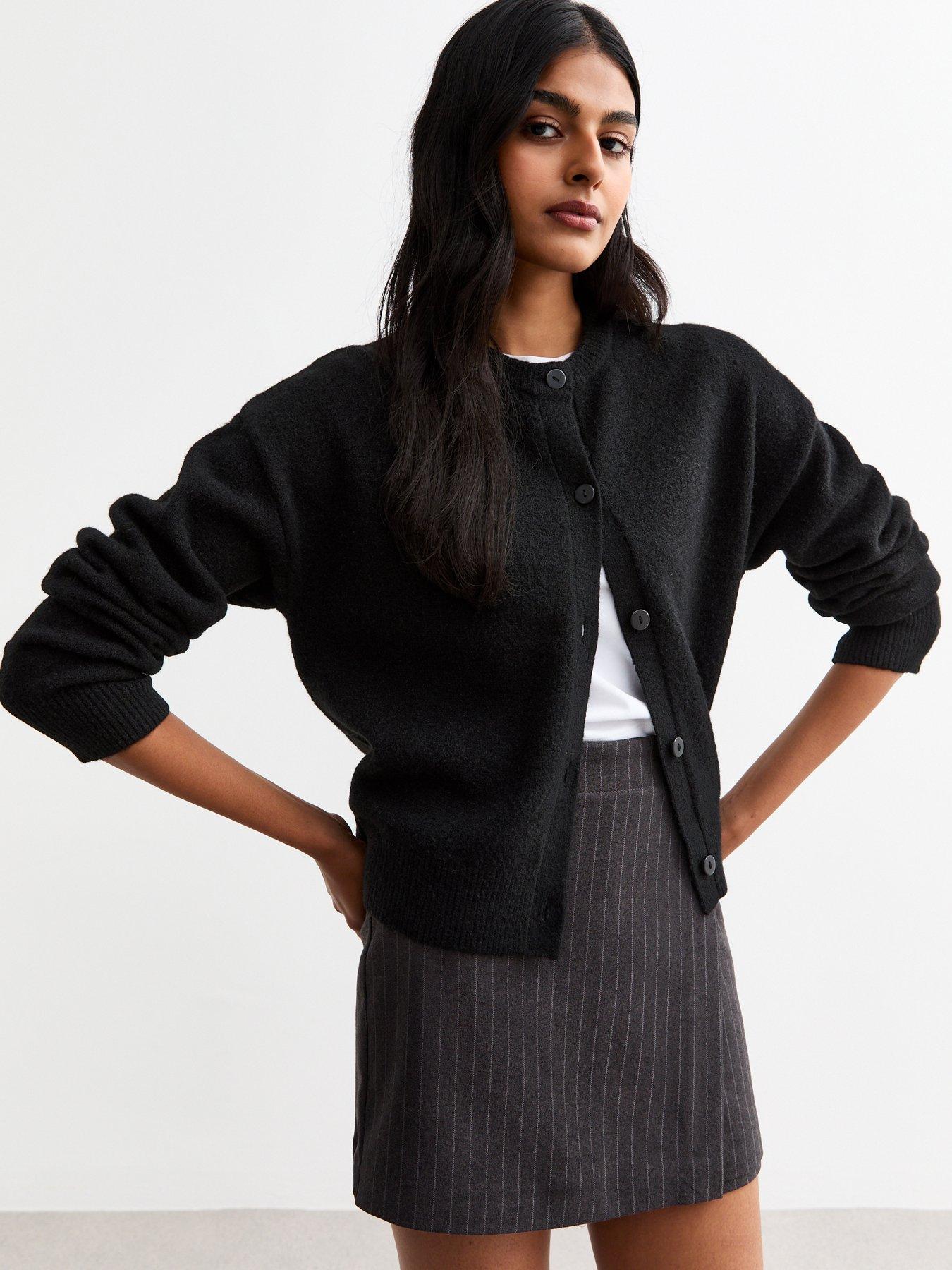 new-look-soft-knit-crew-neck-cardigan-blackfront