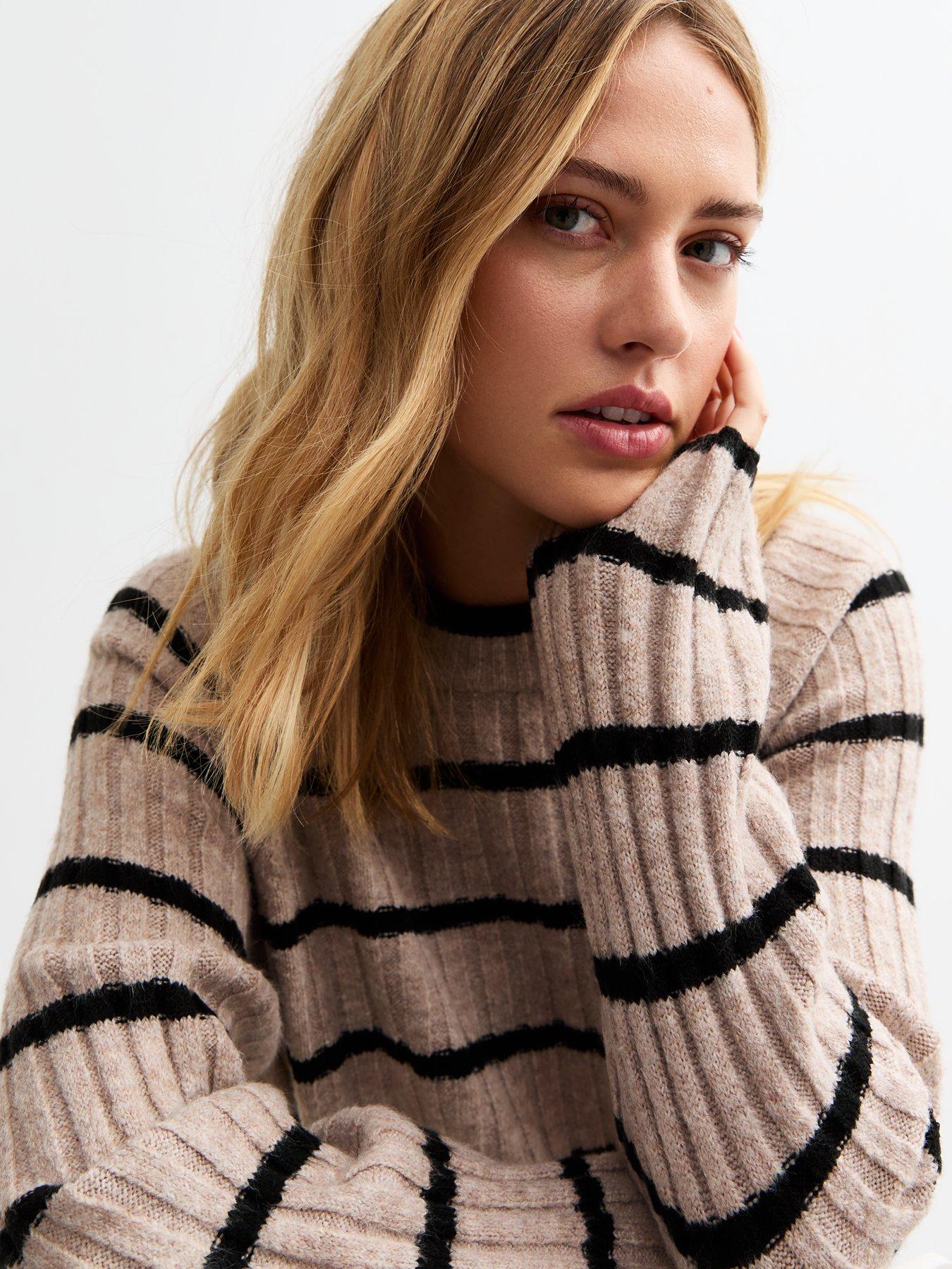 new-look-striped-ribbed-knit-long-raglan-jumper-multioutfit