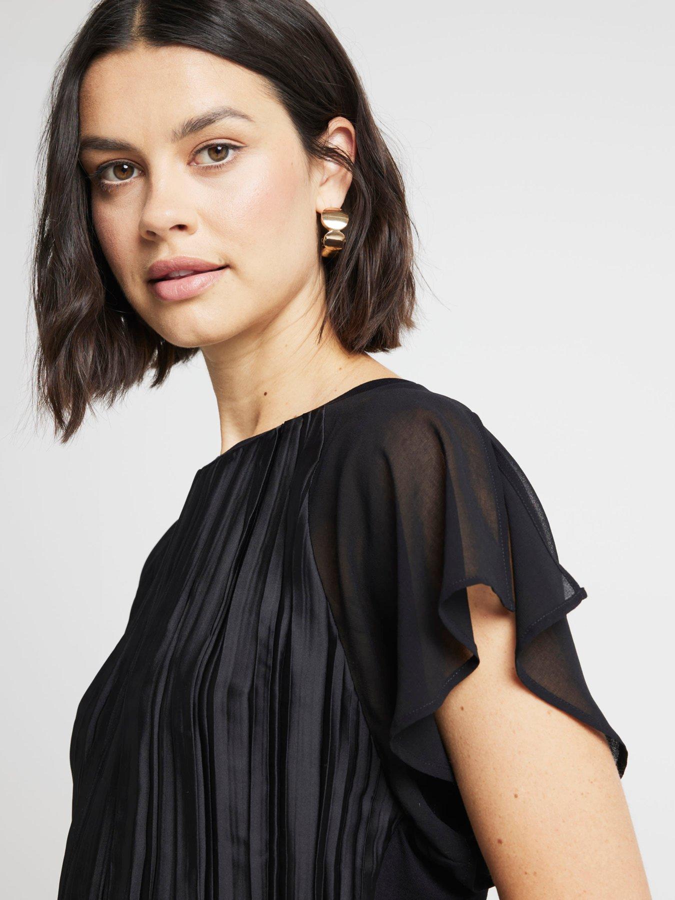 river-island-crinkle-hybrid-top-blackoutfit