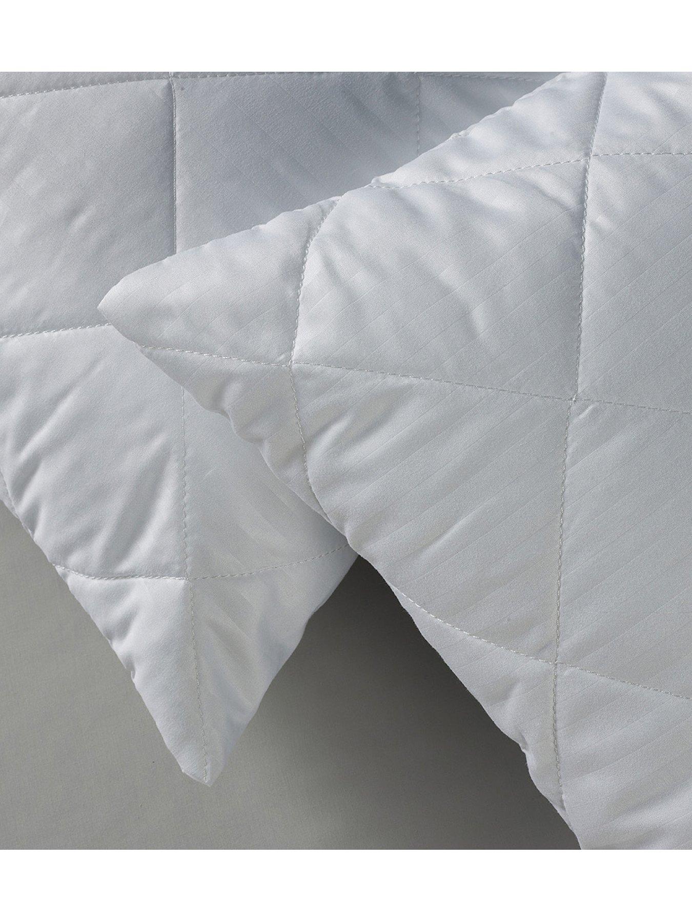 the-very-collection-anti-bacterial-pillow-protector-pair-whitedetail