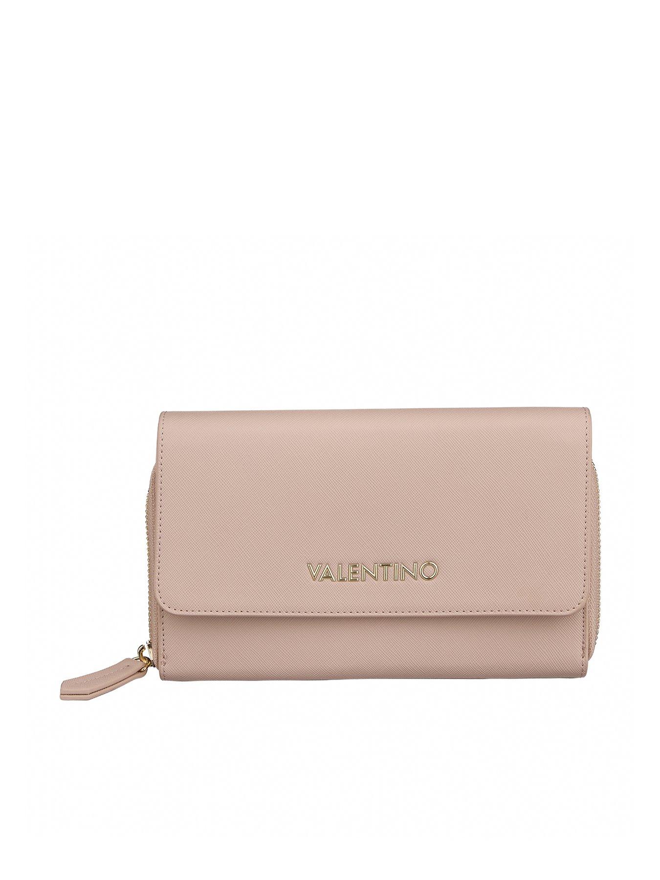 valentino-zero-re-purse-on-a-chain