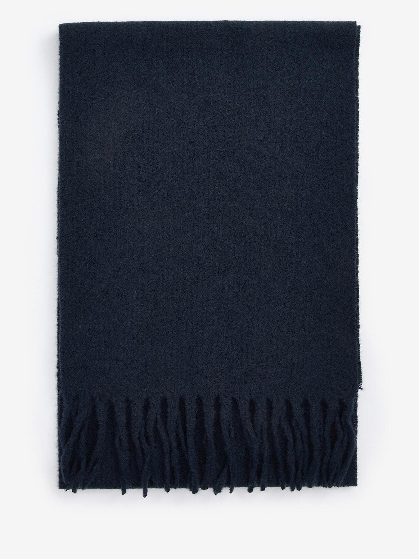 barbour-barbour-brandy-boucle-tasseled-scarf-navyback