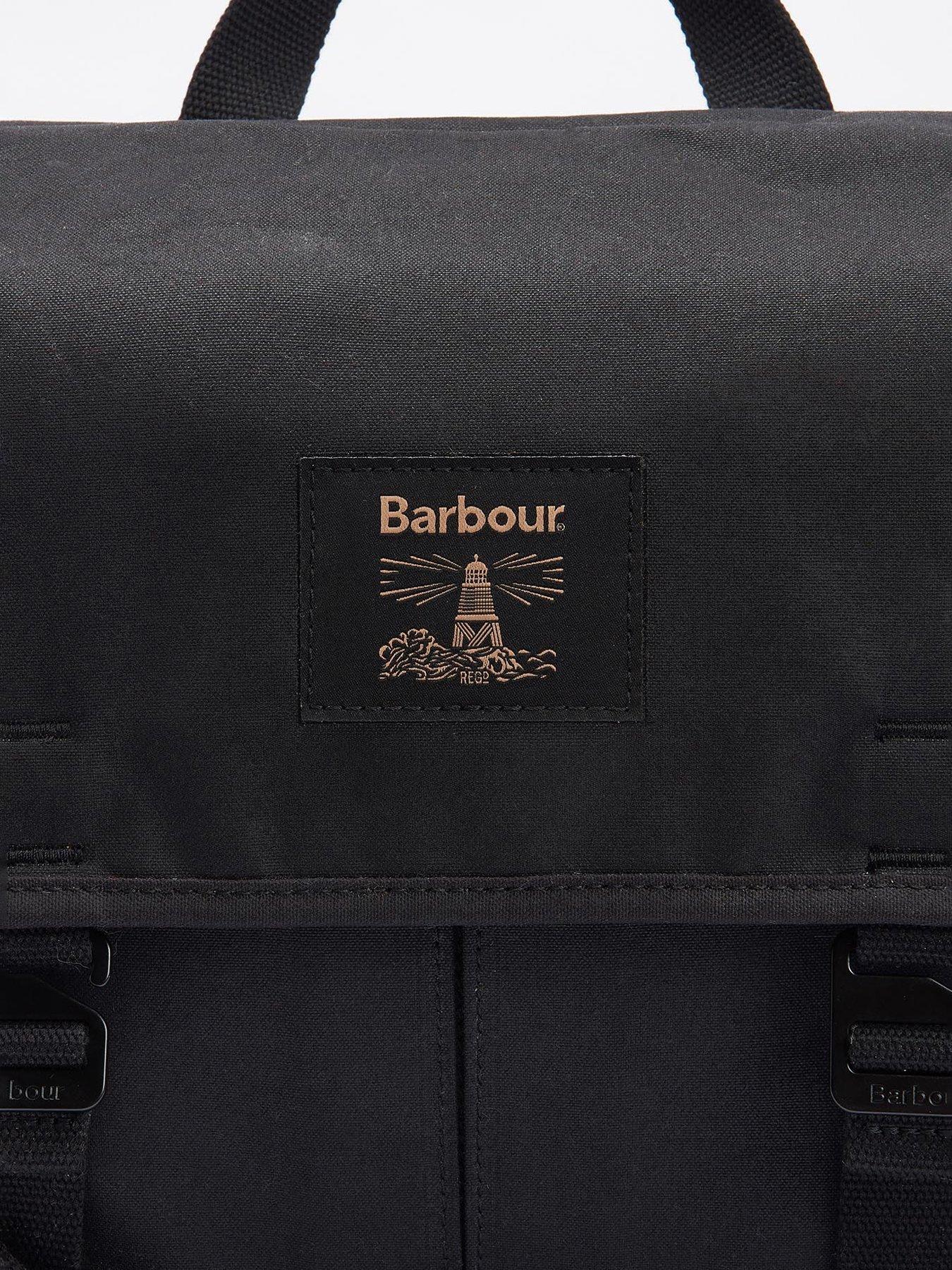 barbour-barbour-field-wax-messenger-bag-blackoutfit