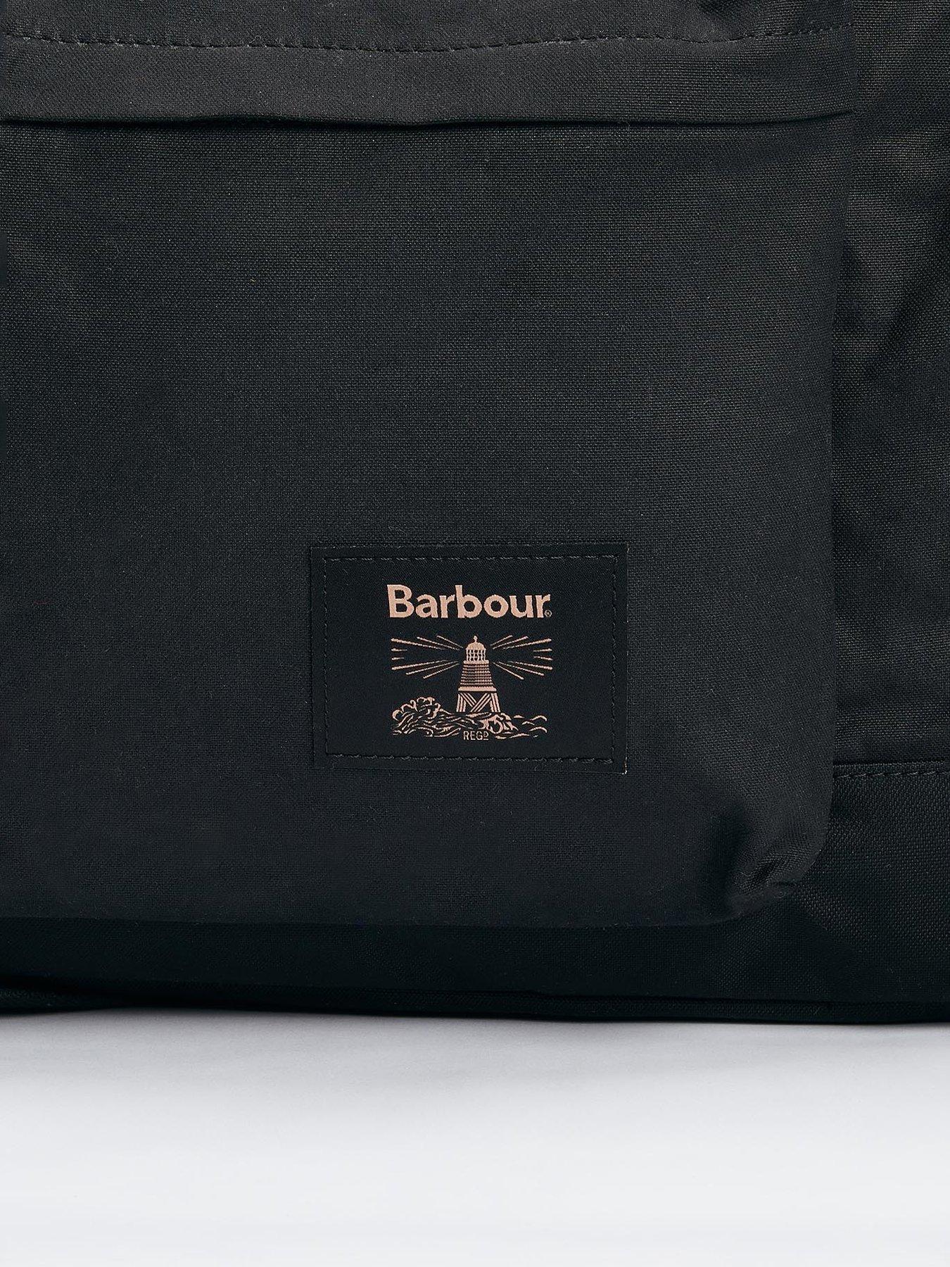 barbour-barbour-field-wax-holdall-bag-blackoutfit