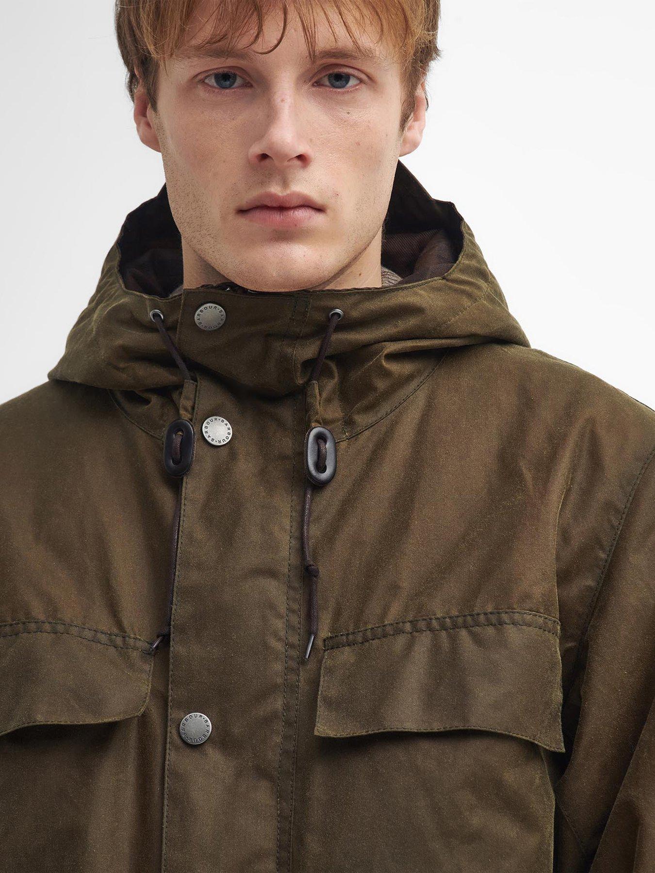 barbour-barbour-re-engineered-durham-wax-jacket-dark-greenoutfit