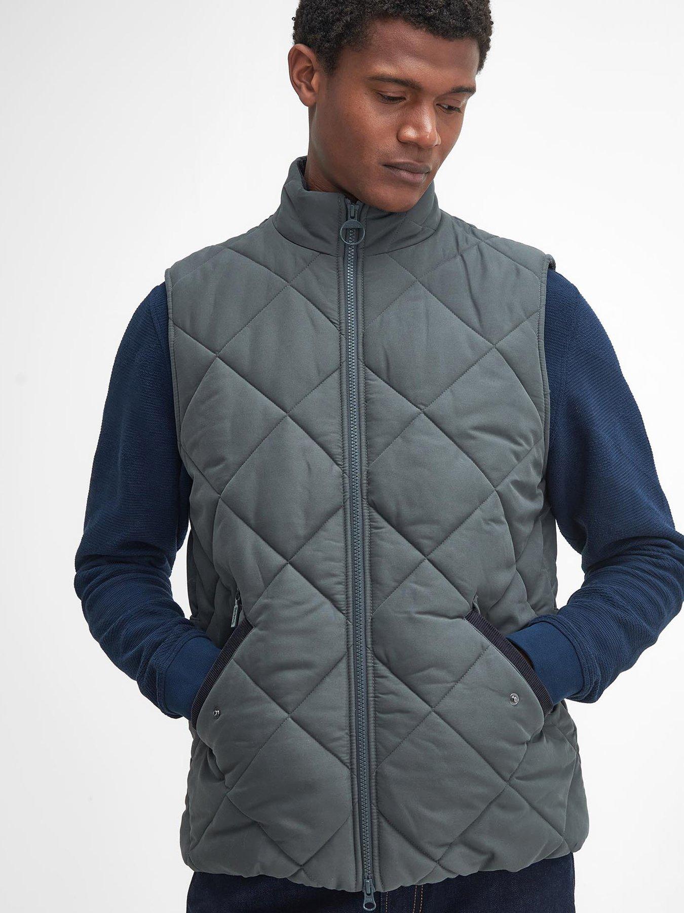 barbour-barbour-city-chelsea-quilted-gilet-dark-greyoutfit