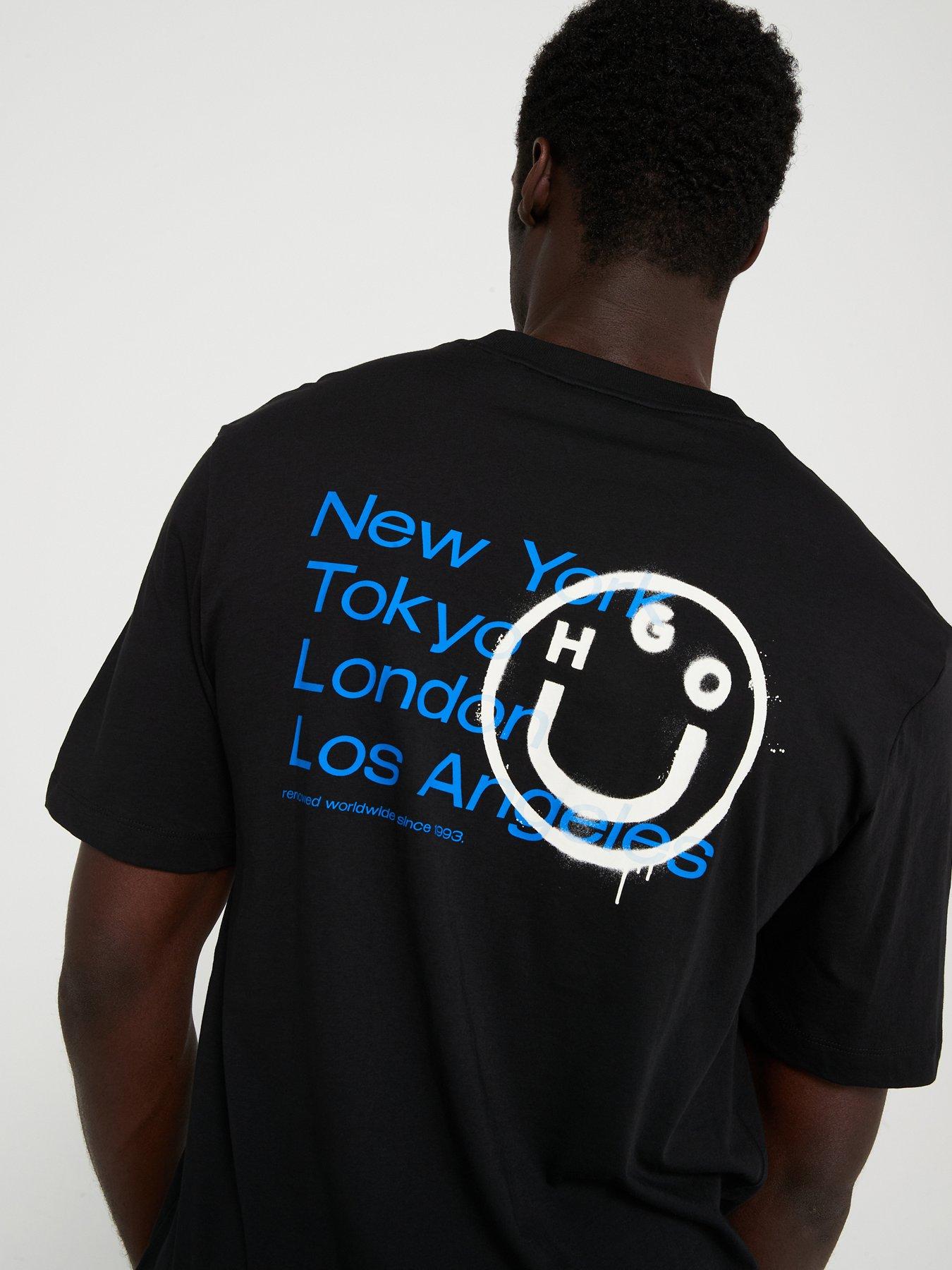 hugo-blue-nugoyork-regular-fit-smiley-back-print-t-shirt-blackoutfit