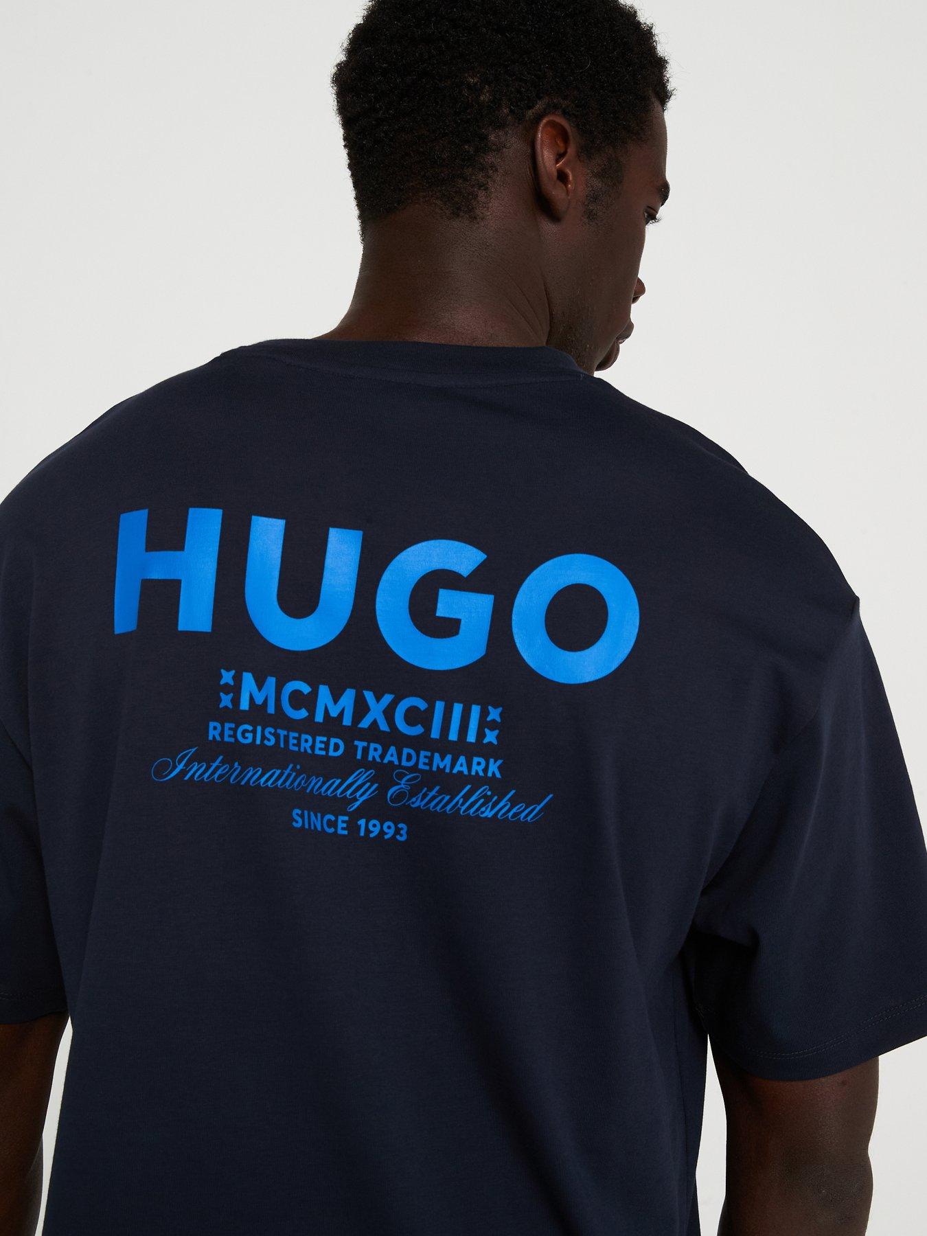 hugo-blue-nalono-loose-fit-international-logo-t-shirt-dark-blueoutfit