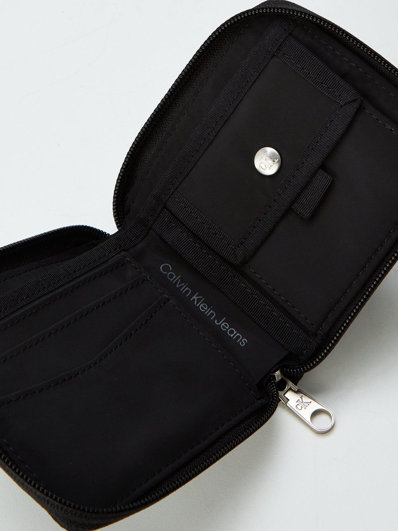 calvin-klein-jeans-calvin-klein-jeans-webbed-square-zip-around-wallet-blackdetail