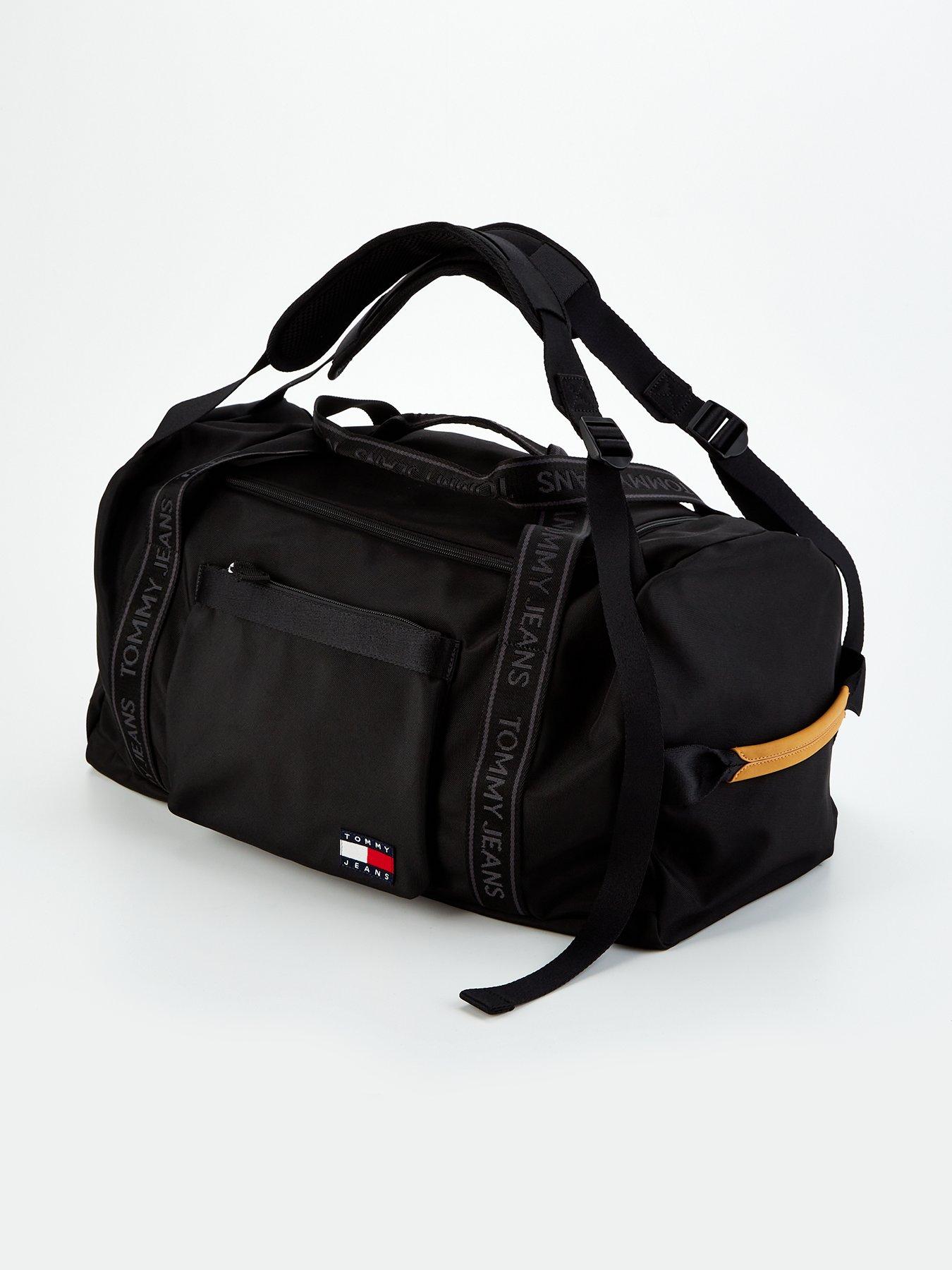 tommy-jeans-tommy-jeans-essential-daily-flag-duffle-backpack-blackback