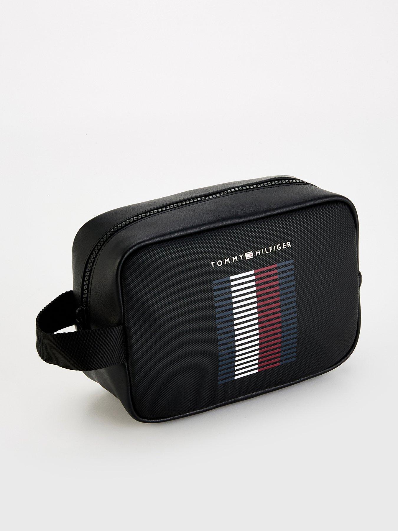 tommy-hilfiger-tommy-hilfiger-foundation-pique-global-stripe-washbag-blackback