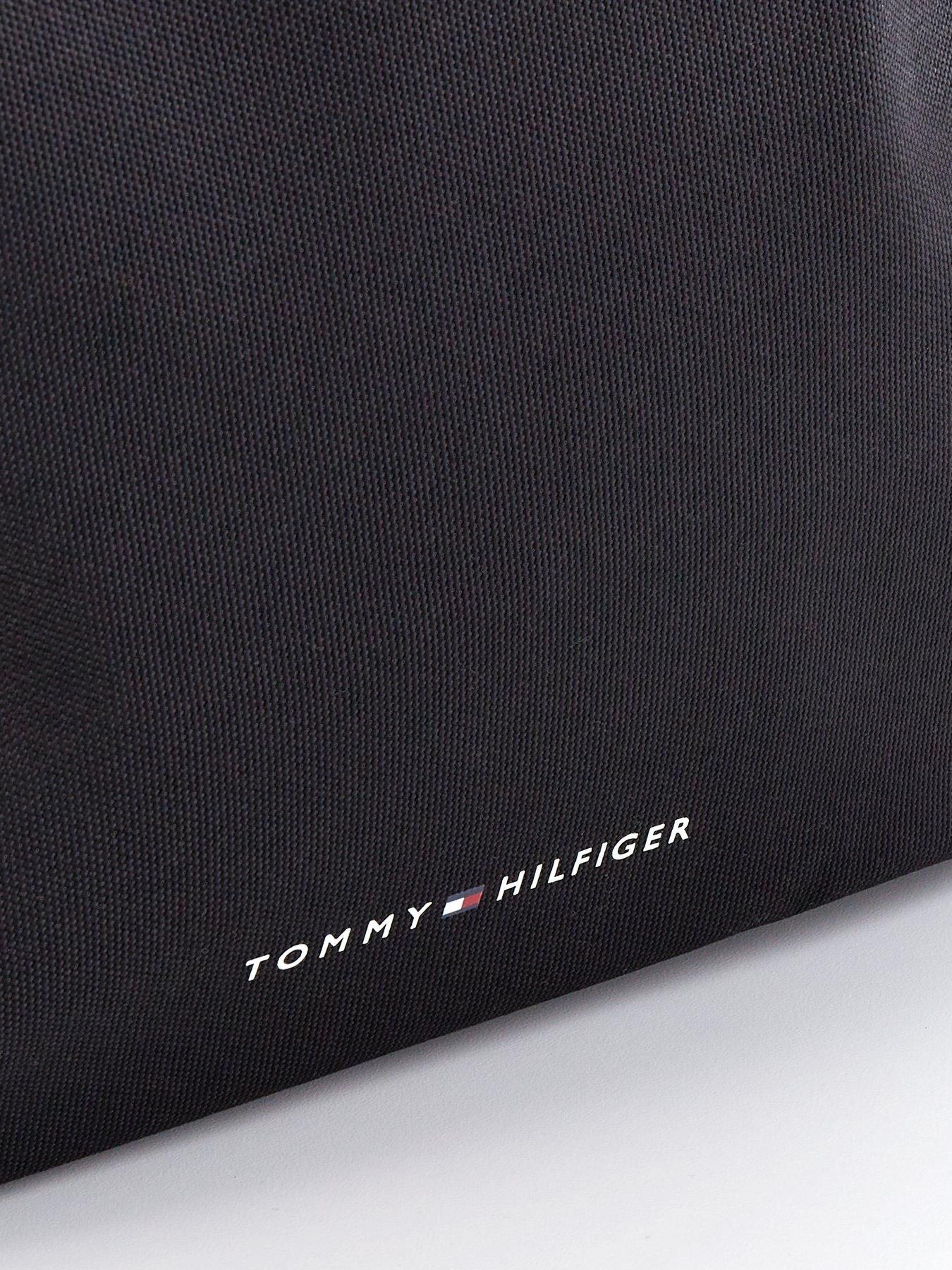 tommy-hilfiger-tommy-hilfiger-element-roll-top-backpack-blackoutfit