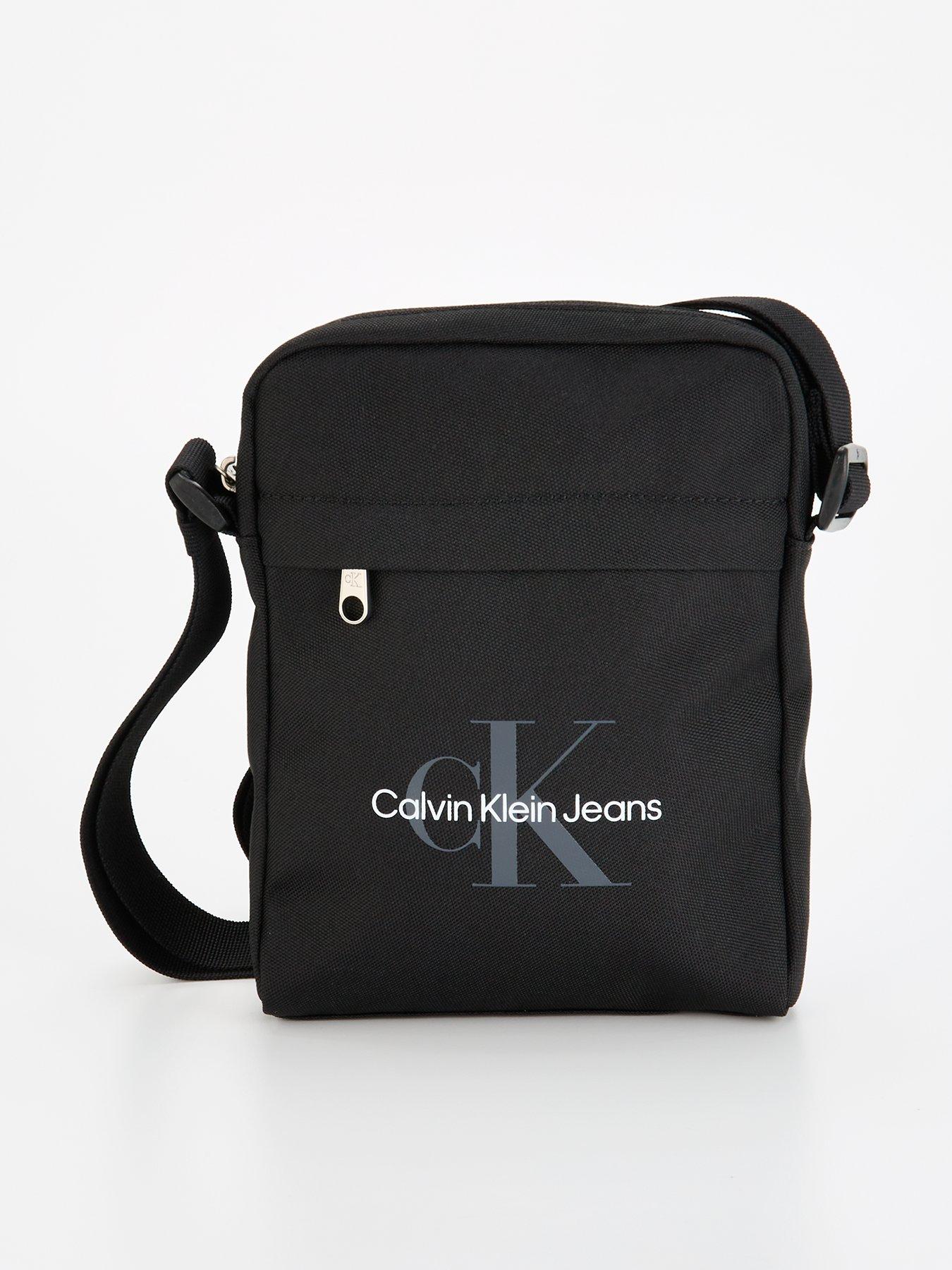 calvin-klein-jeans-calvin-klein-jeans-mono-logo-sport-essentials-reporter-bag-black