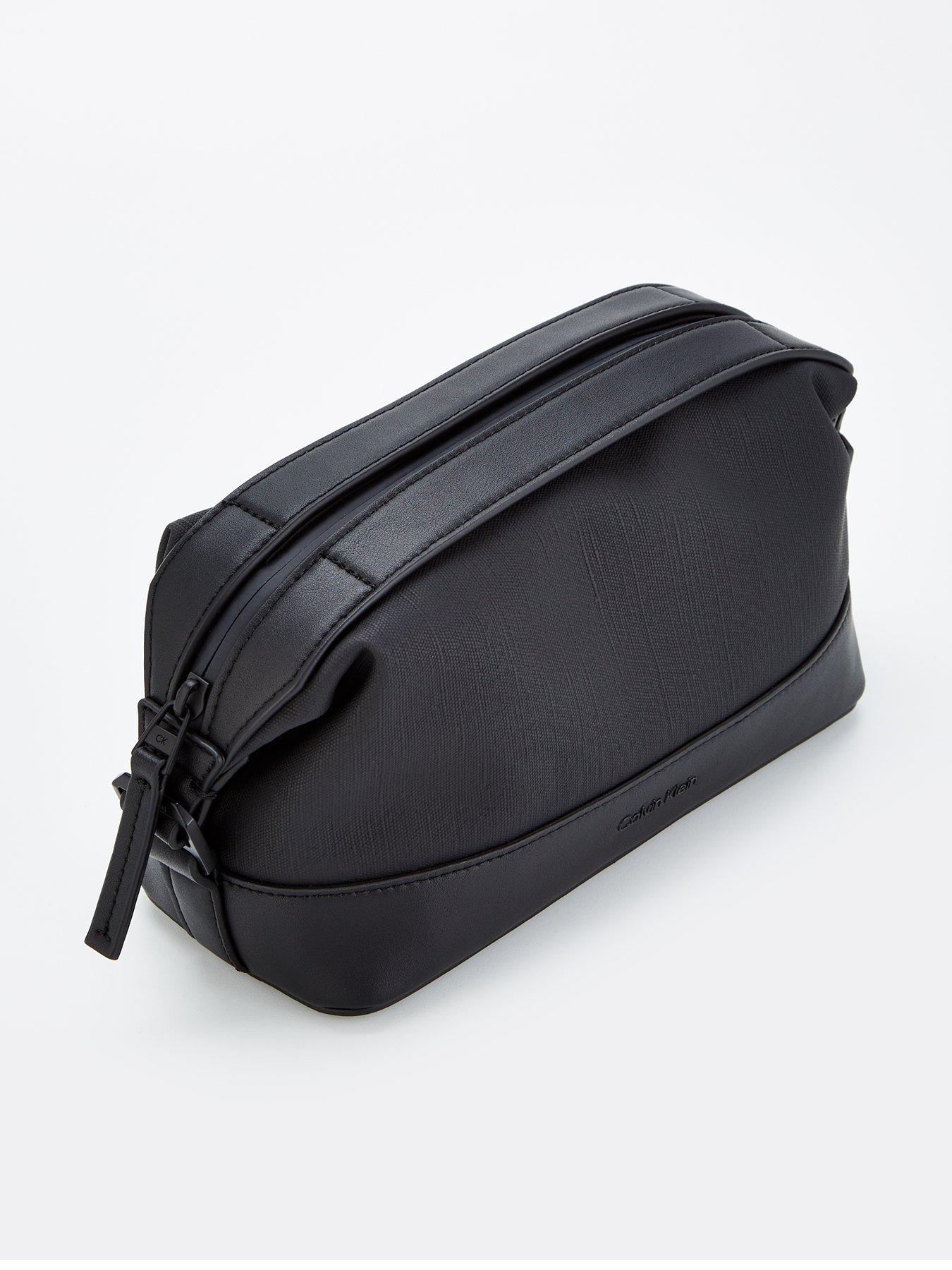 calvin-klein-calvin-klein-sensual-washbag-blackback