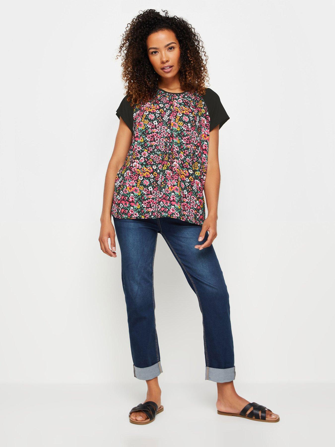 mco-ditsy-print-short-sleeve-top-blackback