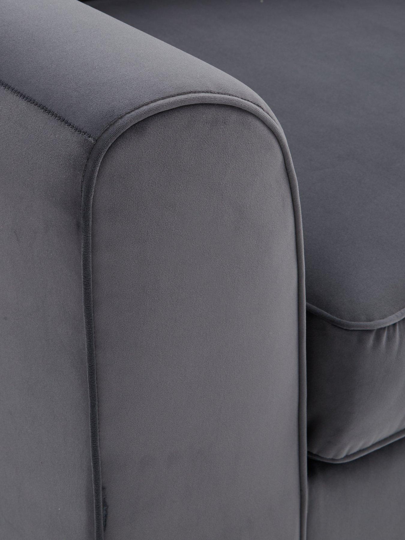 jackson-velvet-snuggle-chair-beddetail