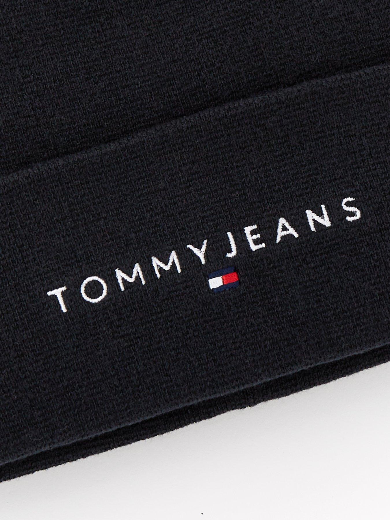 tommy-jeans-tommy-jeans-linear-logo-beanie-hat-blackoutfit