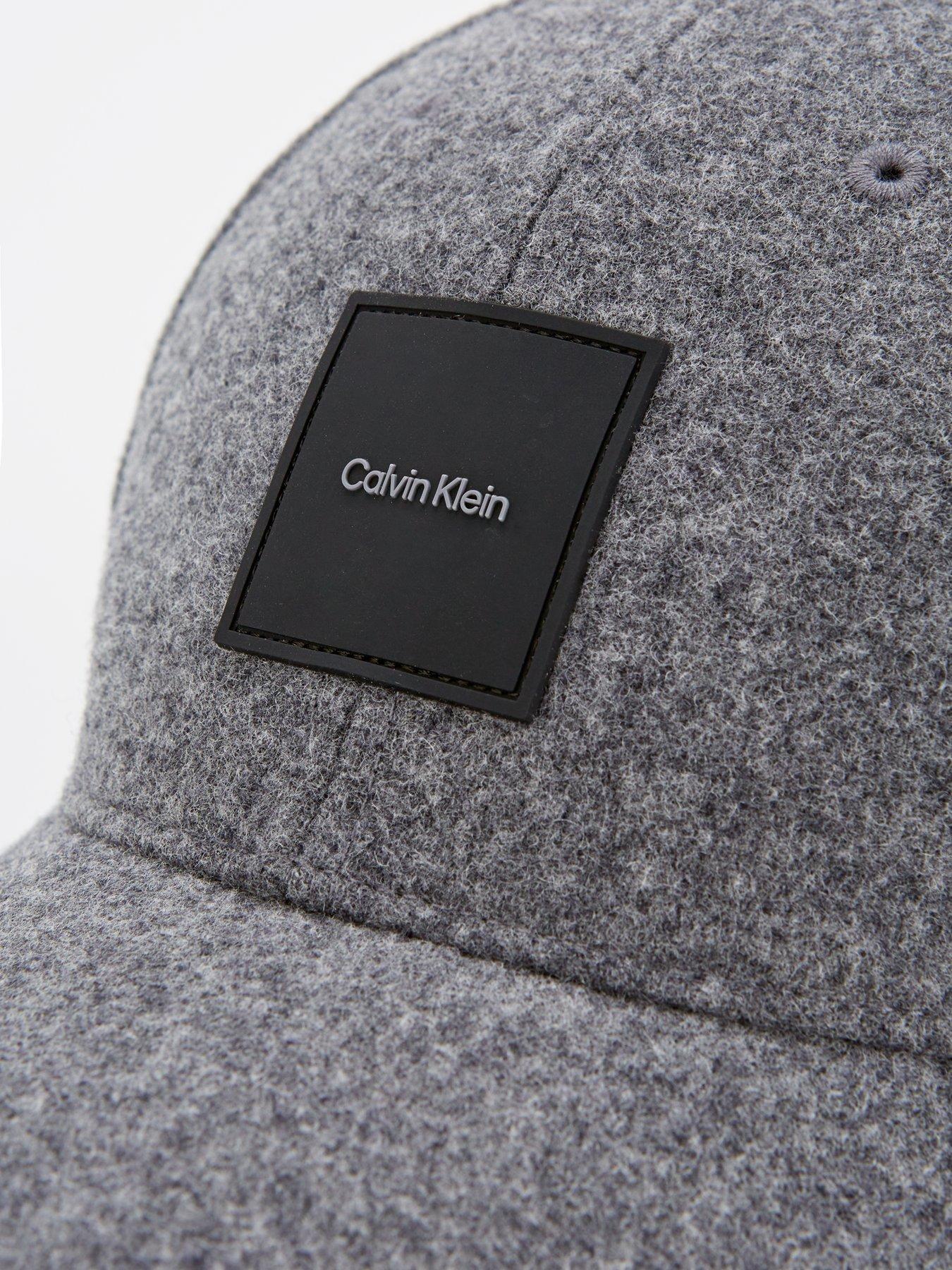 calvin-klein-calvin-klein-patch-logo-wool-baseball-cap-dark-greyoutfit