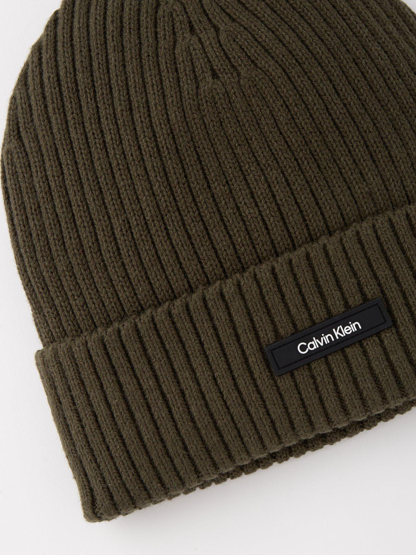 calvin-klein-calvin-klein-classic-cotton-tab-logo-rib-beanie-dark-greenoutfit