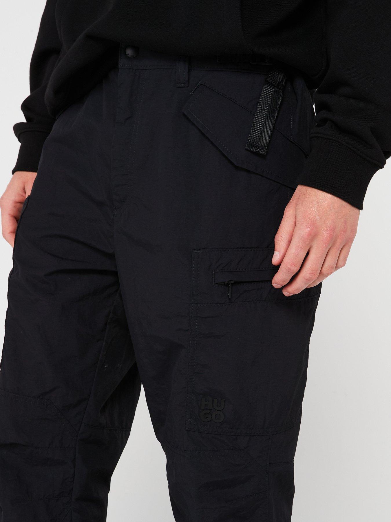 hugo-giaz244-relaxed-fit-utility-cargo-pants-blackoutfit