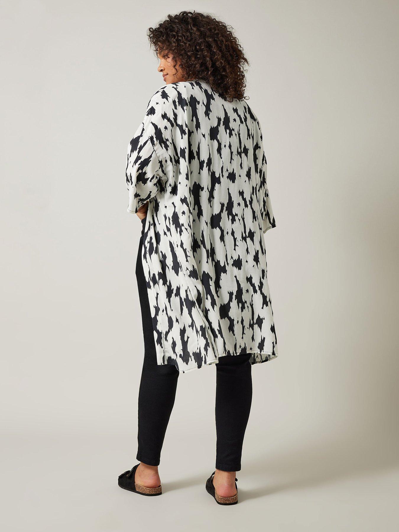 evans-printed-kimono-ivorystillFront