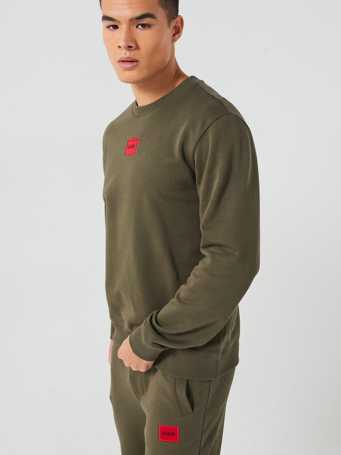 hugo-hugo-diragol-212-red-patch-logo-crew-sweat-khakioutfit