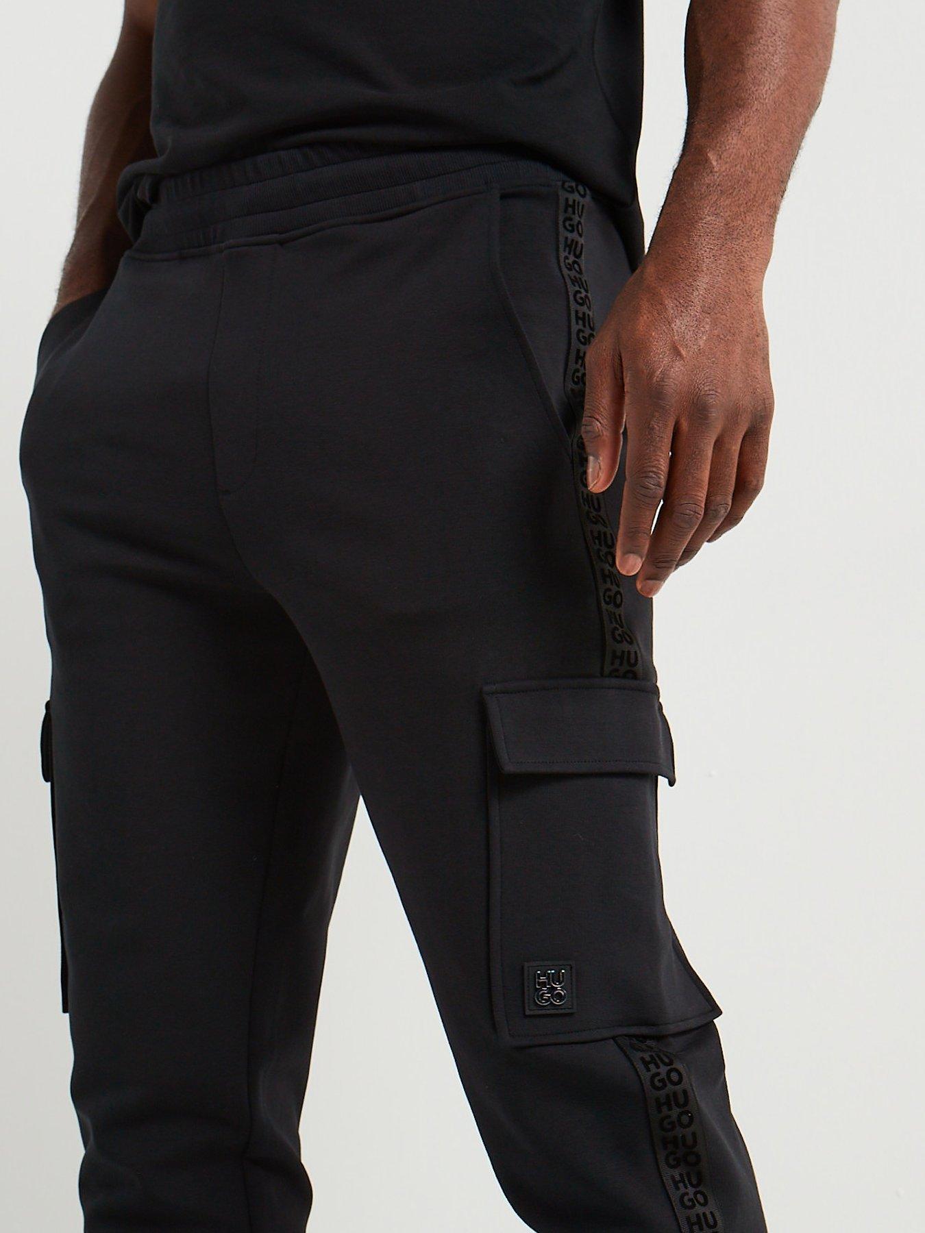 hugo-hugo-disland-stacked-tape-relaxed-fit-cargo-joggers-blackoutfit