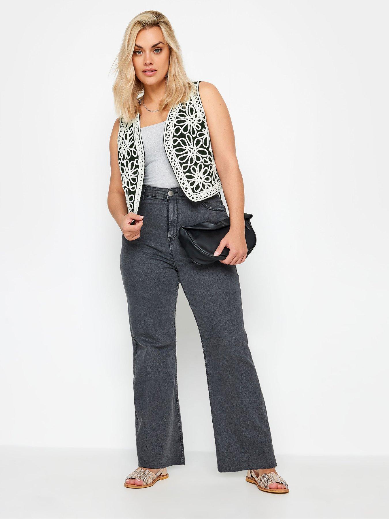 yours-curve-embroidered-waistcoat-blackwhiteback