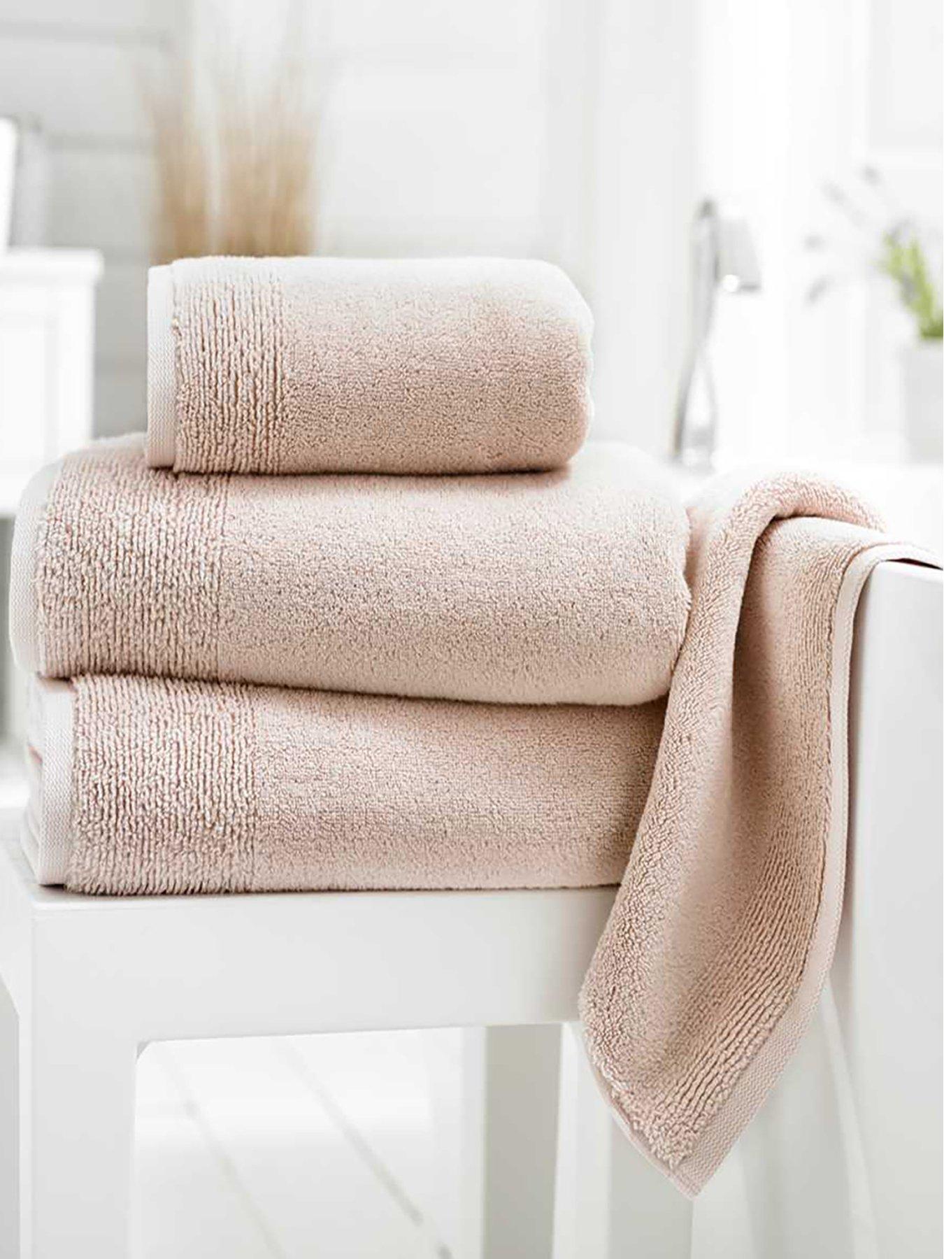 deyongs-palazzo-zero-twist-bath-towel-collection