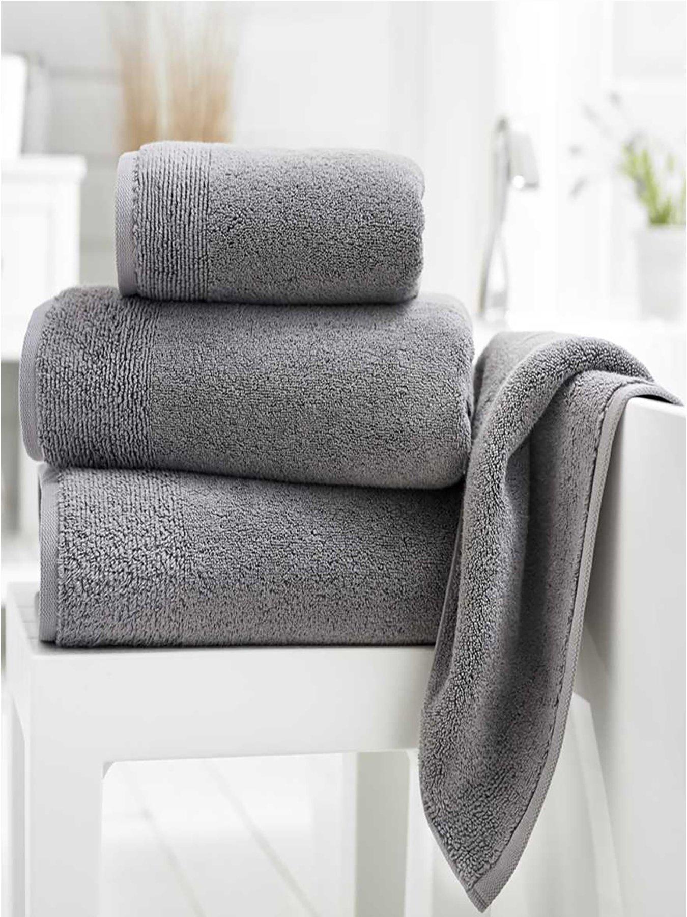 deyongs-palazzo-zero-twist-bath-towel-collection