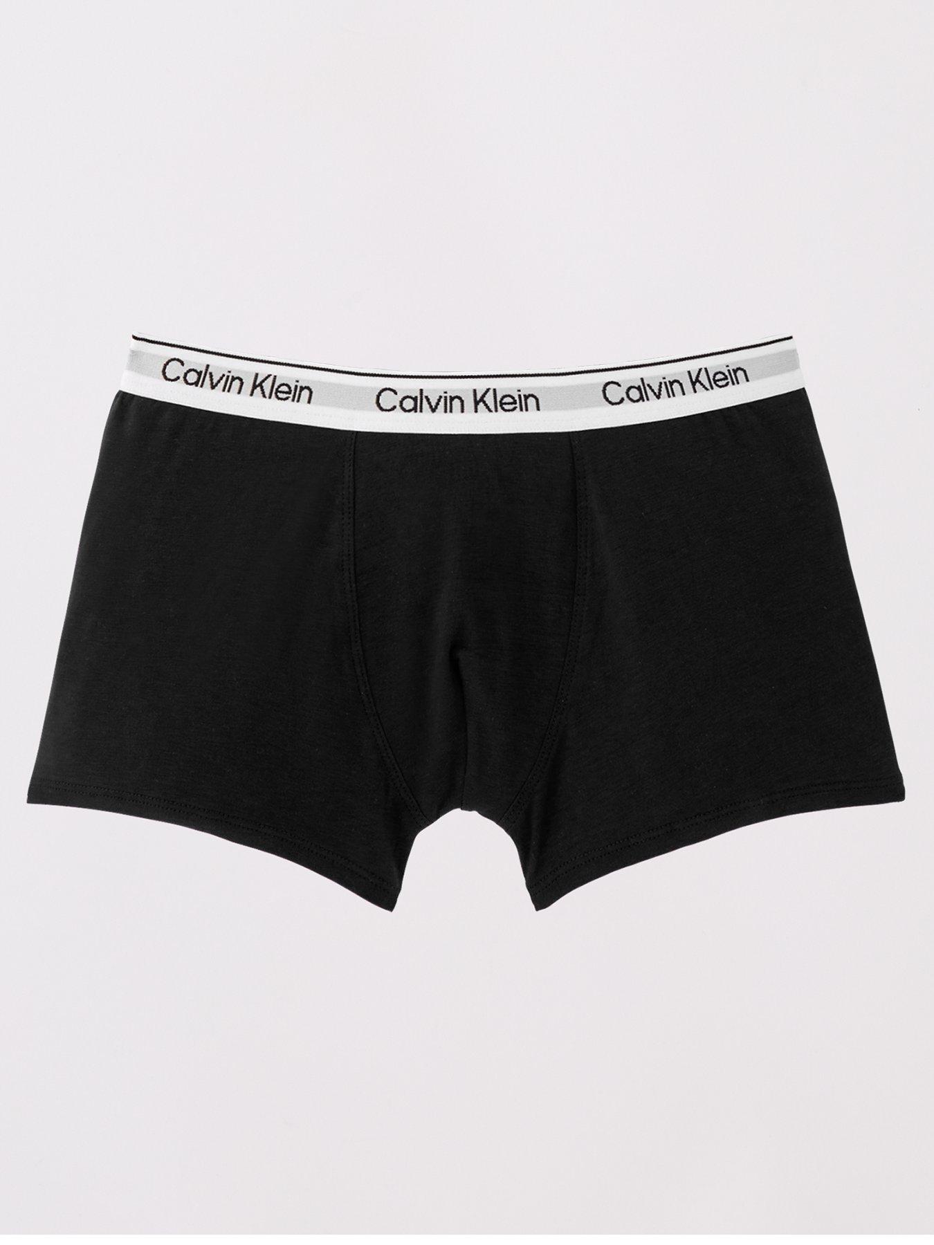 calvin-klein-boys-2-pack-trunk-blacknavyoutfit