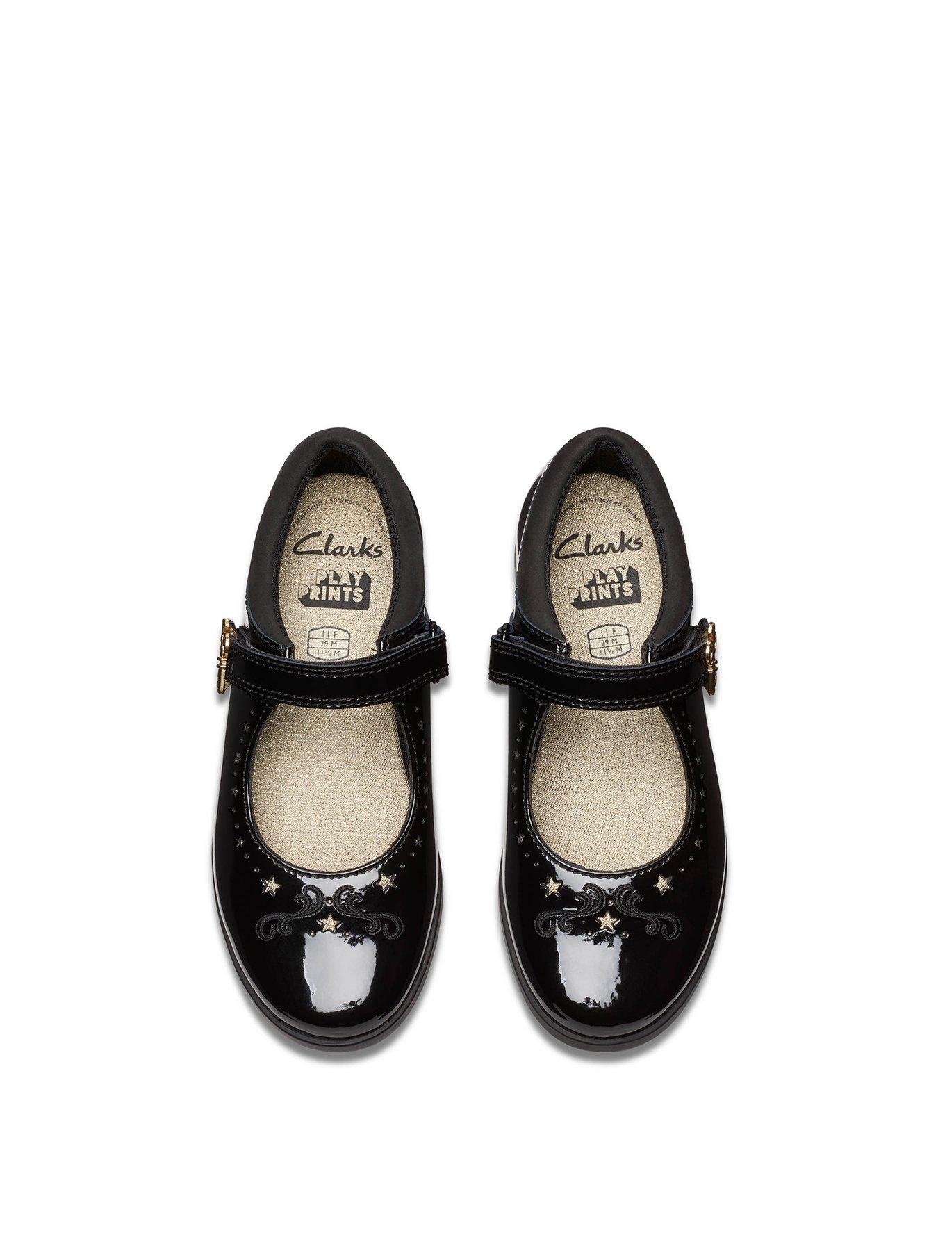 clarks-kids-lock-magic-mary-jane-patent-leather-school-shoeoutfit