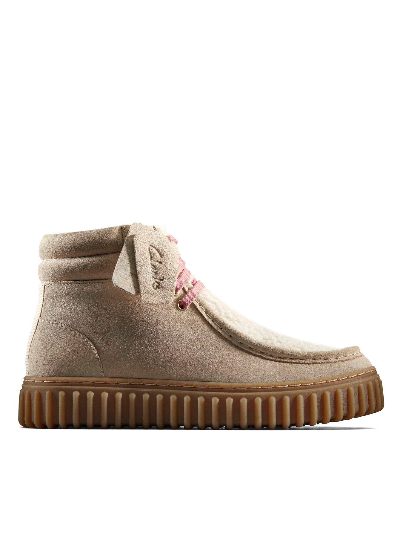 clarks-kids-tor-hil-hi-suede-ankle-bootfront