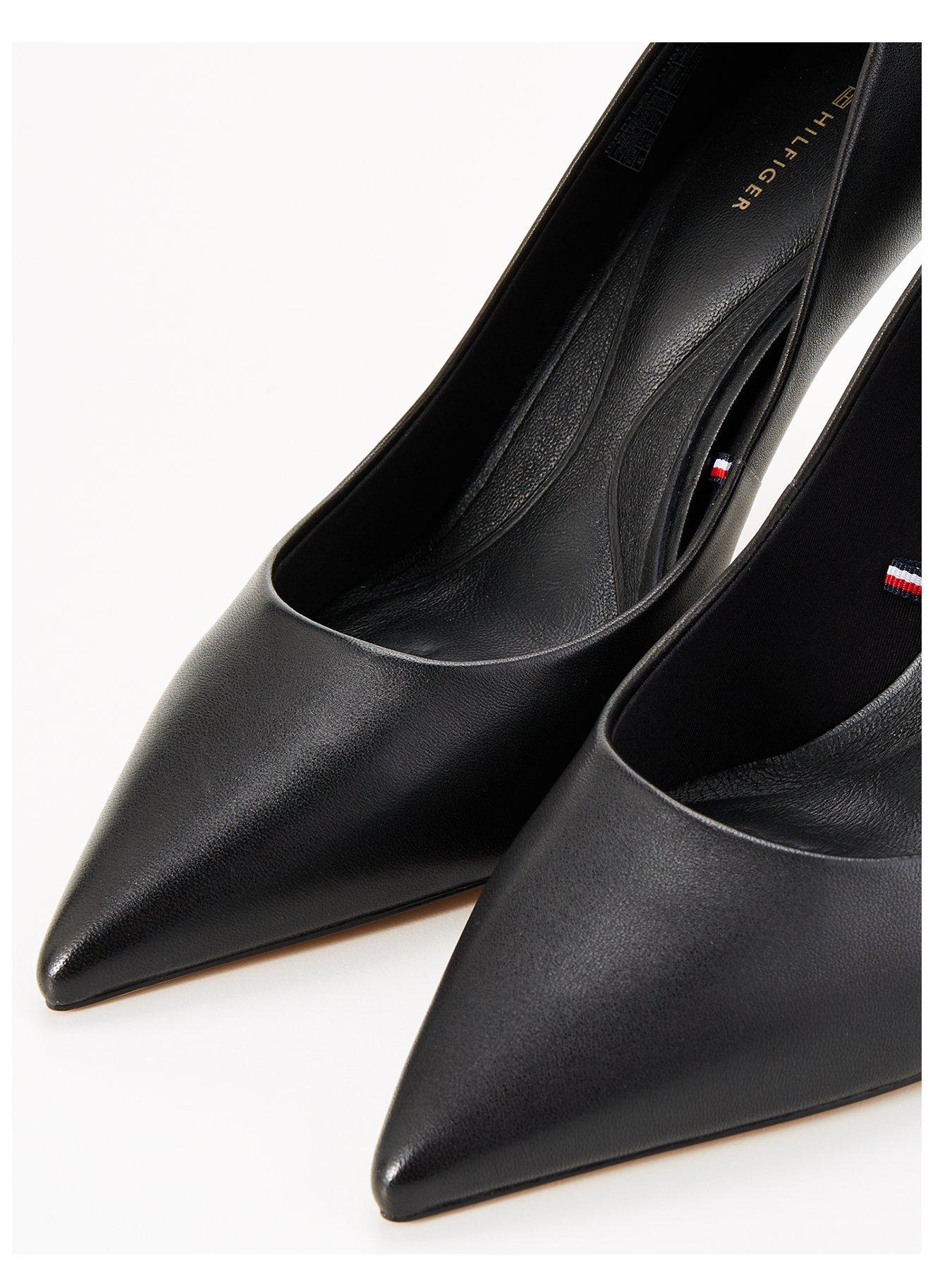 tommy-hilfiger-essential-pointed-heels-blackoutfit