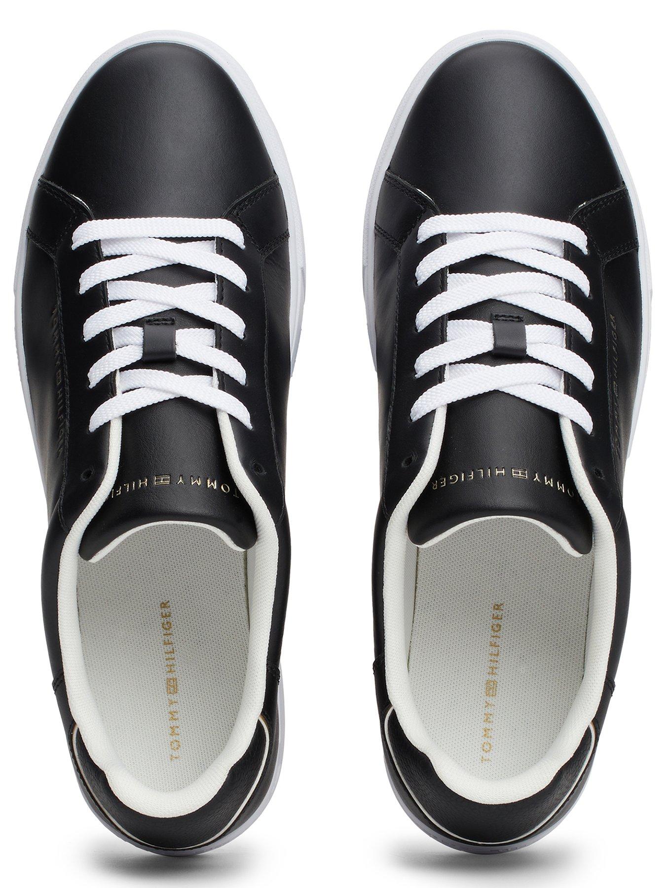 tommy-hilfiger-essential-court-trainers-blackoutfit