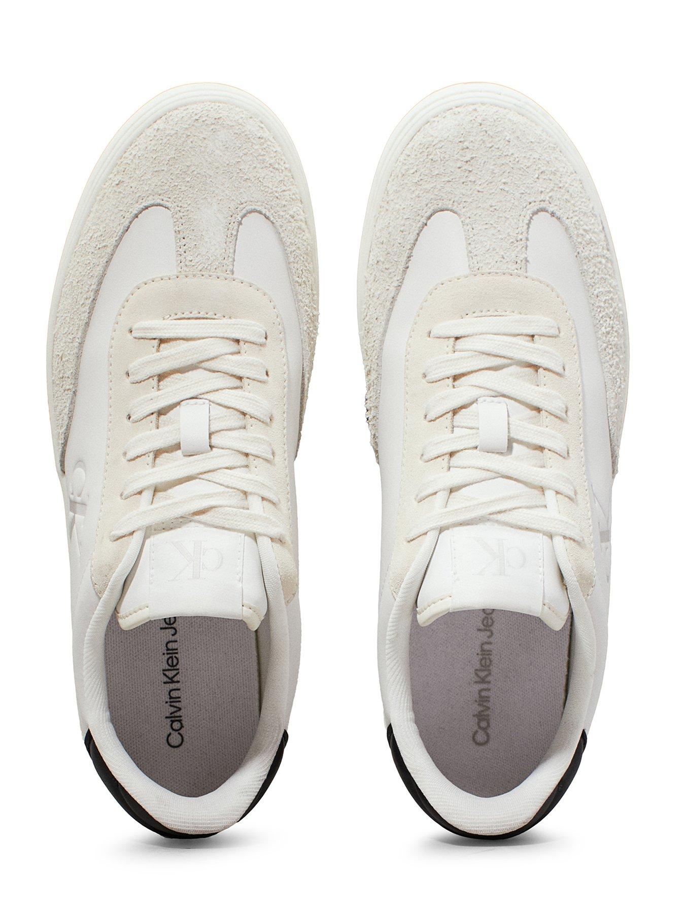 calvin-klein-jeans-classic-cupsole-trainers-whiteoutfit