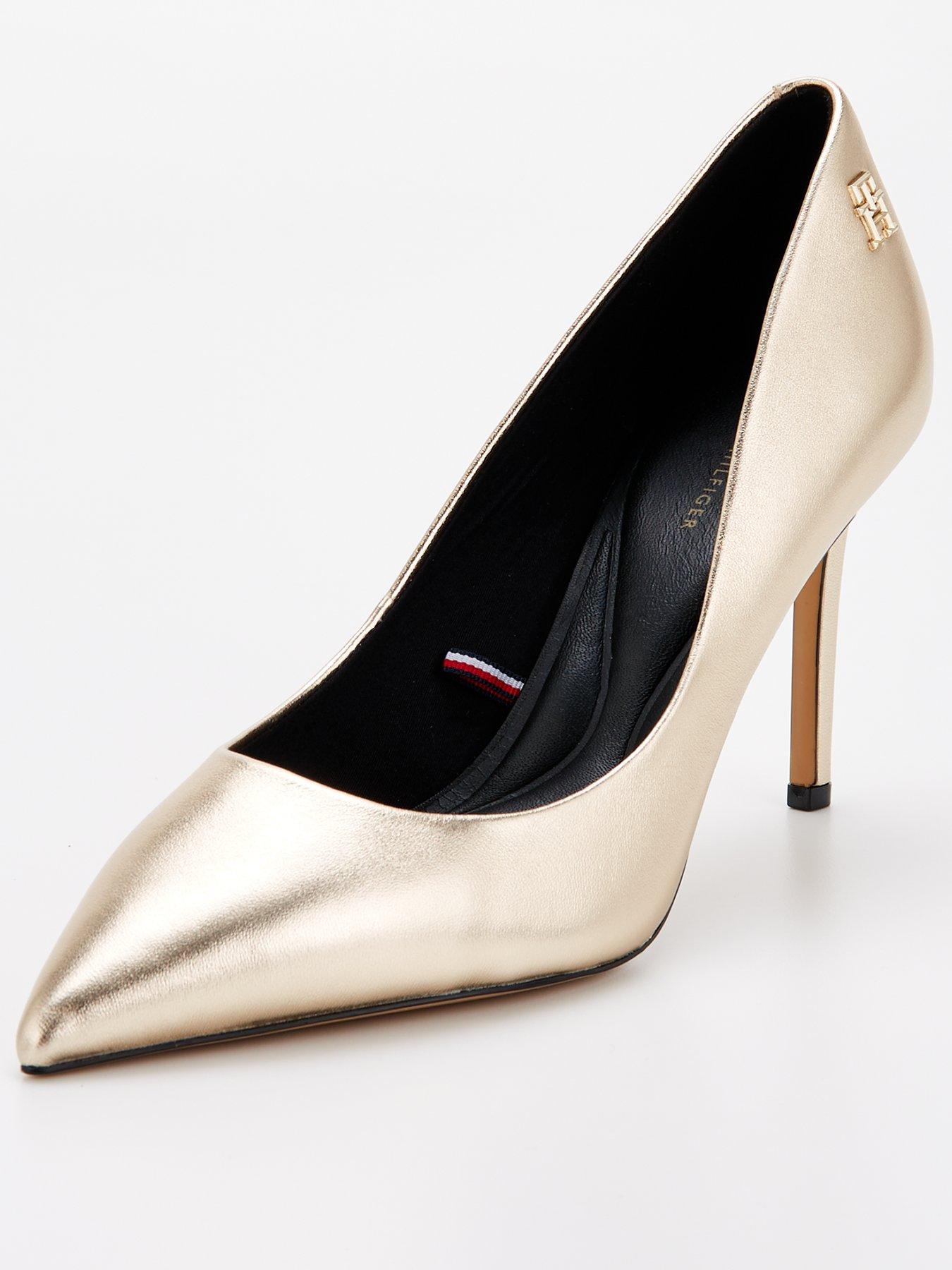 tommy-hilfiger-pointed-metallic-heels-goldstillFront