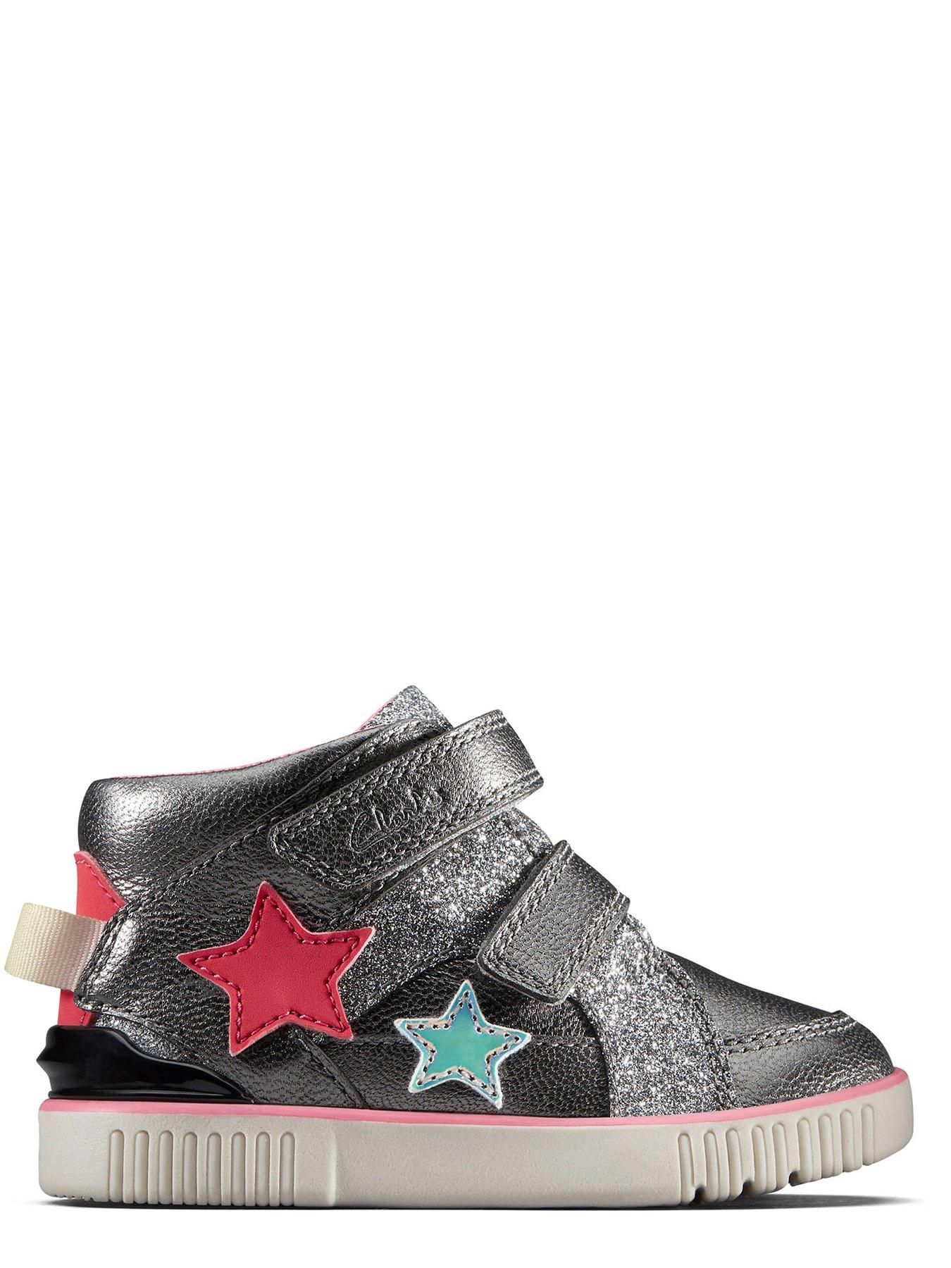 clarks-toddler-oslo-play-star-strap-ankle-bootdetail