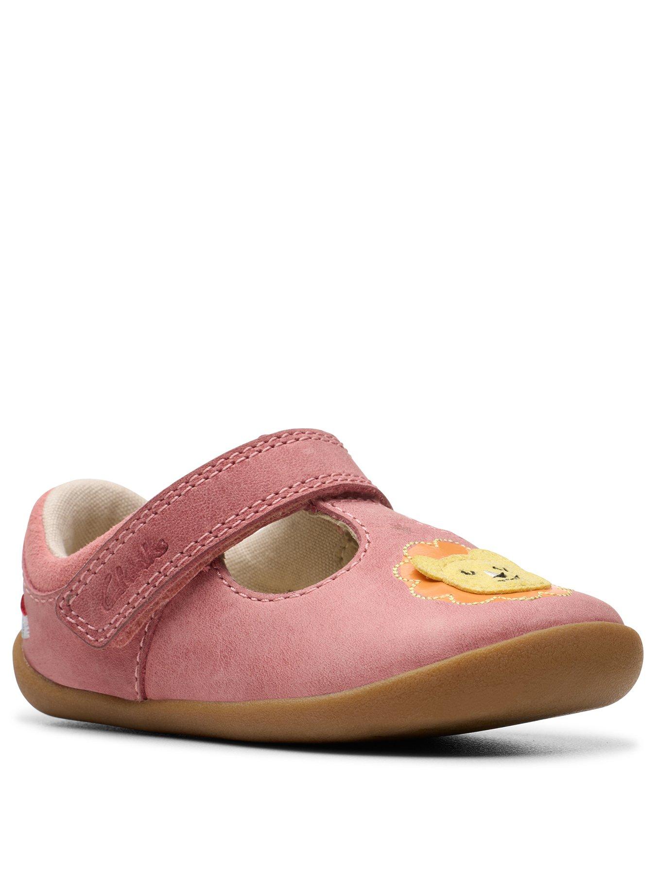 clarks-baby-first-roamer-hats-pre-walker-shoestillFront