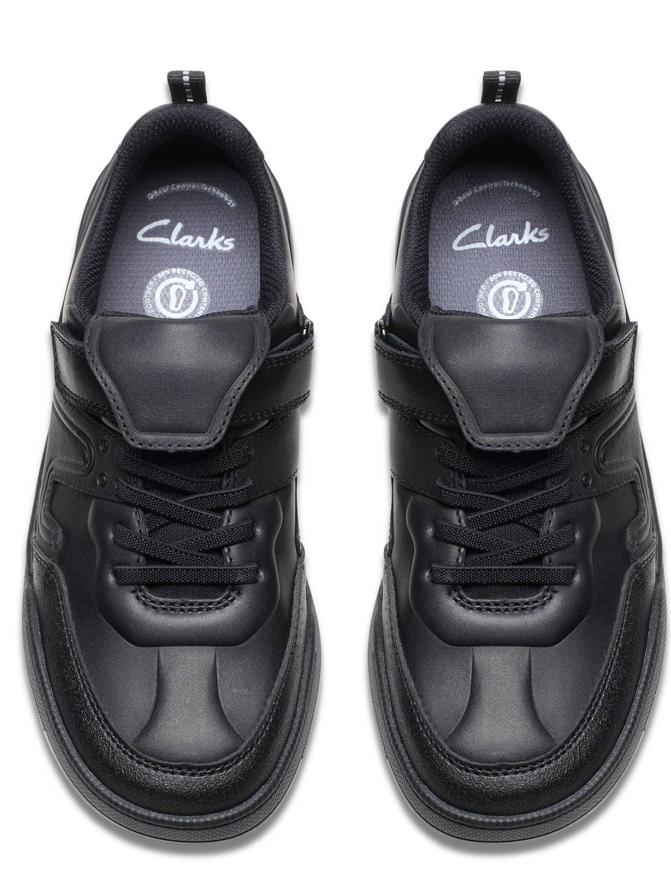 clarks-youth-laser-track-lace-leather-school-shoeoutfit