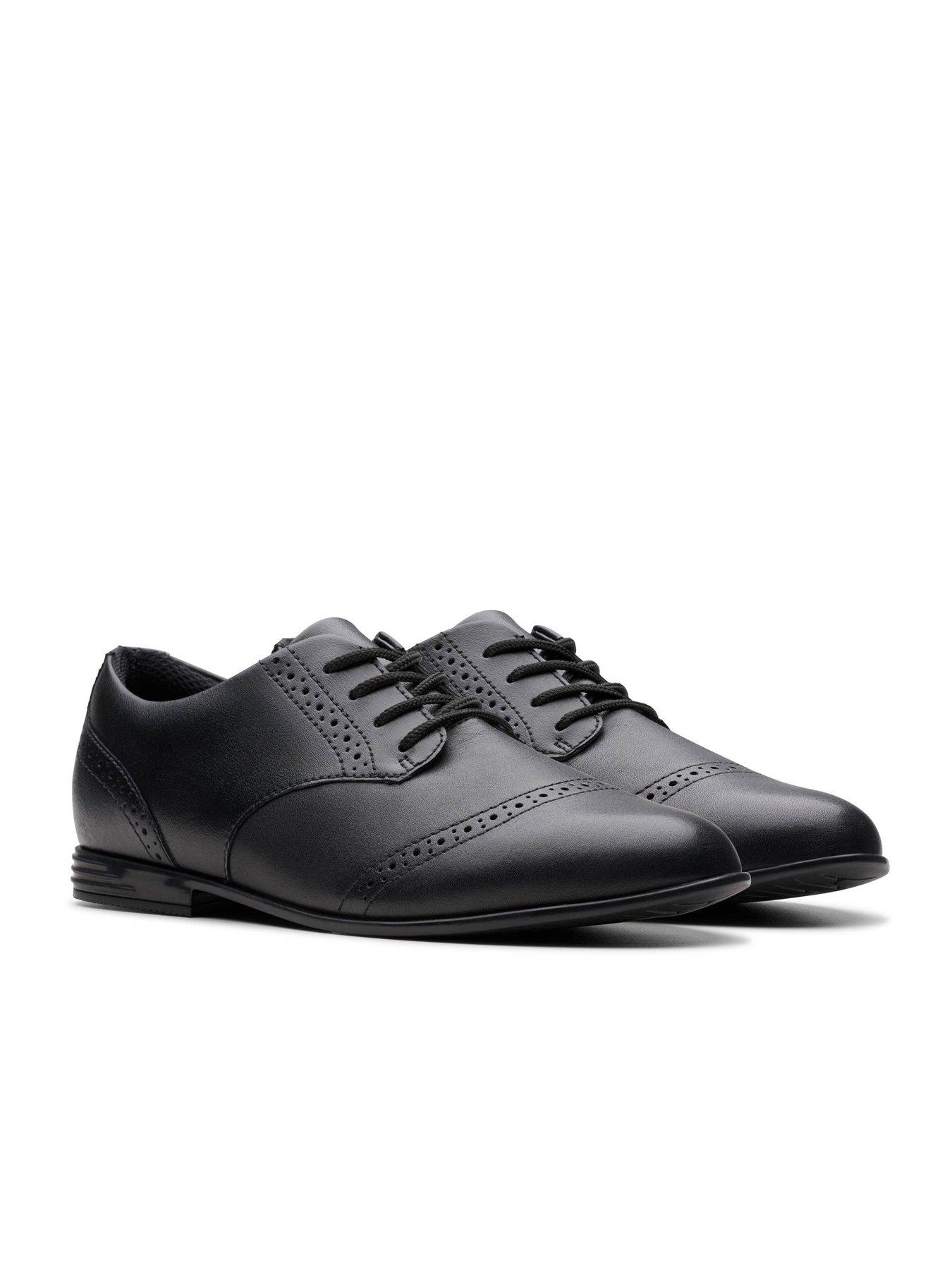 Image 6 of 7 of Clarks Youth Finjabrogue Lace Leather School Shoe