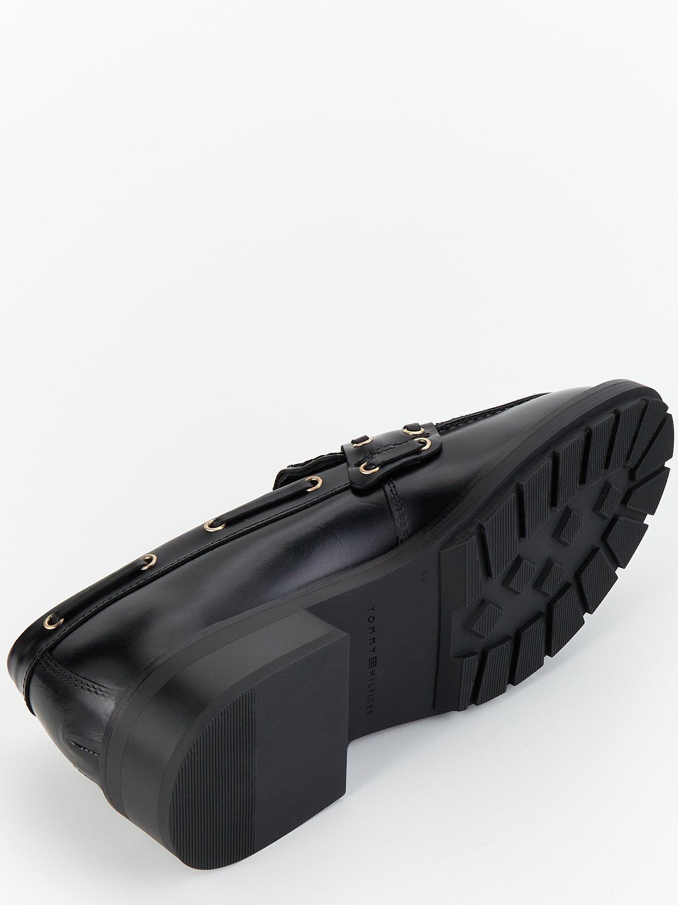 tommy-hilfiger-eyelet-detail-leather-loafers-blackdetail