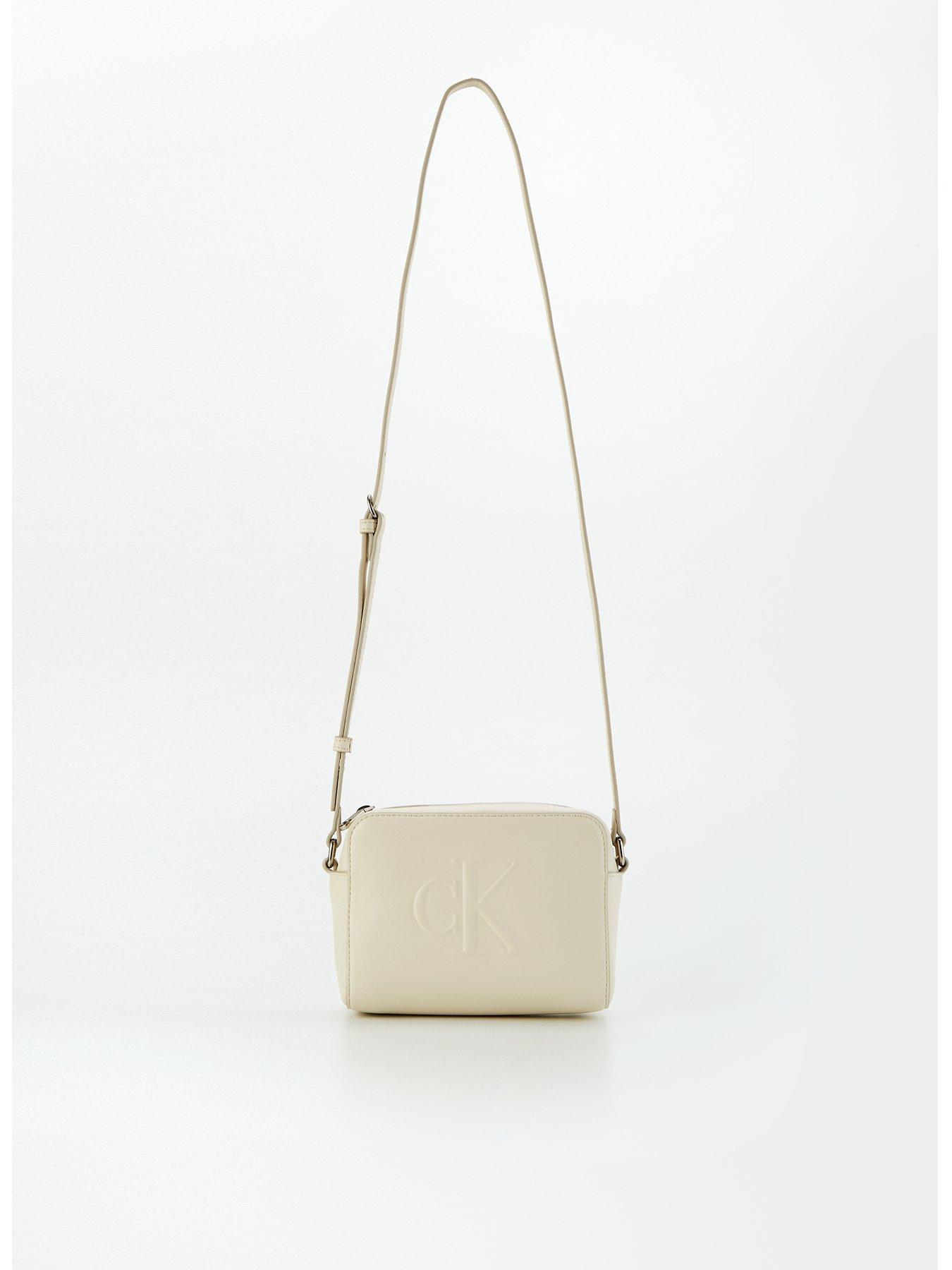 calvin-klein-jeans-sculpted-camera-bag-cream