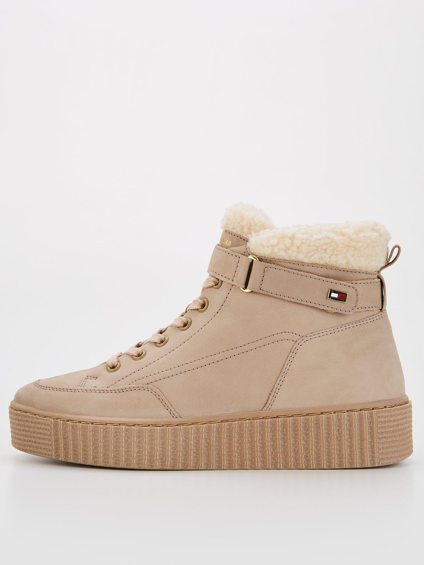 tommy-hilfiger-faux-fur-nubuck-boot-beige